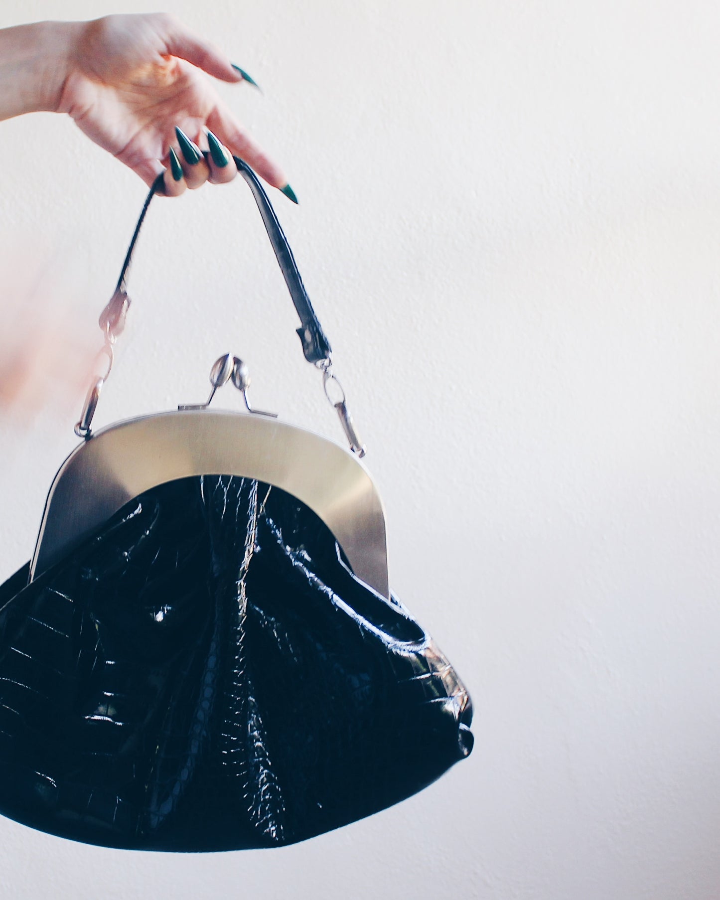 Black Alligator-Textured Giant Leather Coin Purse Handbag with Silver Clasp – Bold Statement Piece
