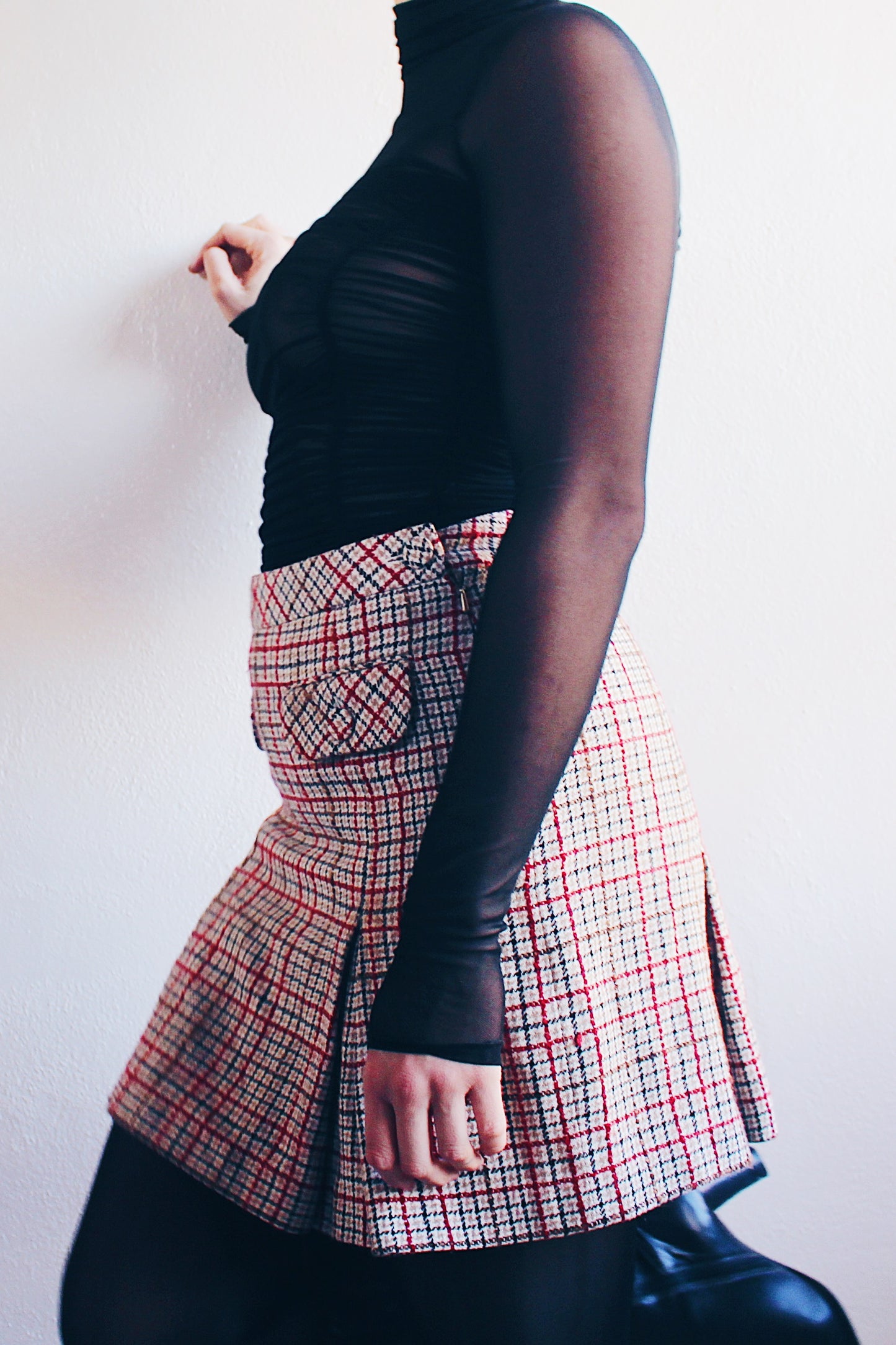 Taylor Swift Essence: Plaid Wool Pleated Mini Skirt - Winter-Perfect & Classic Chic!