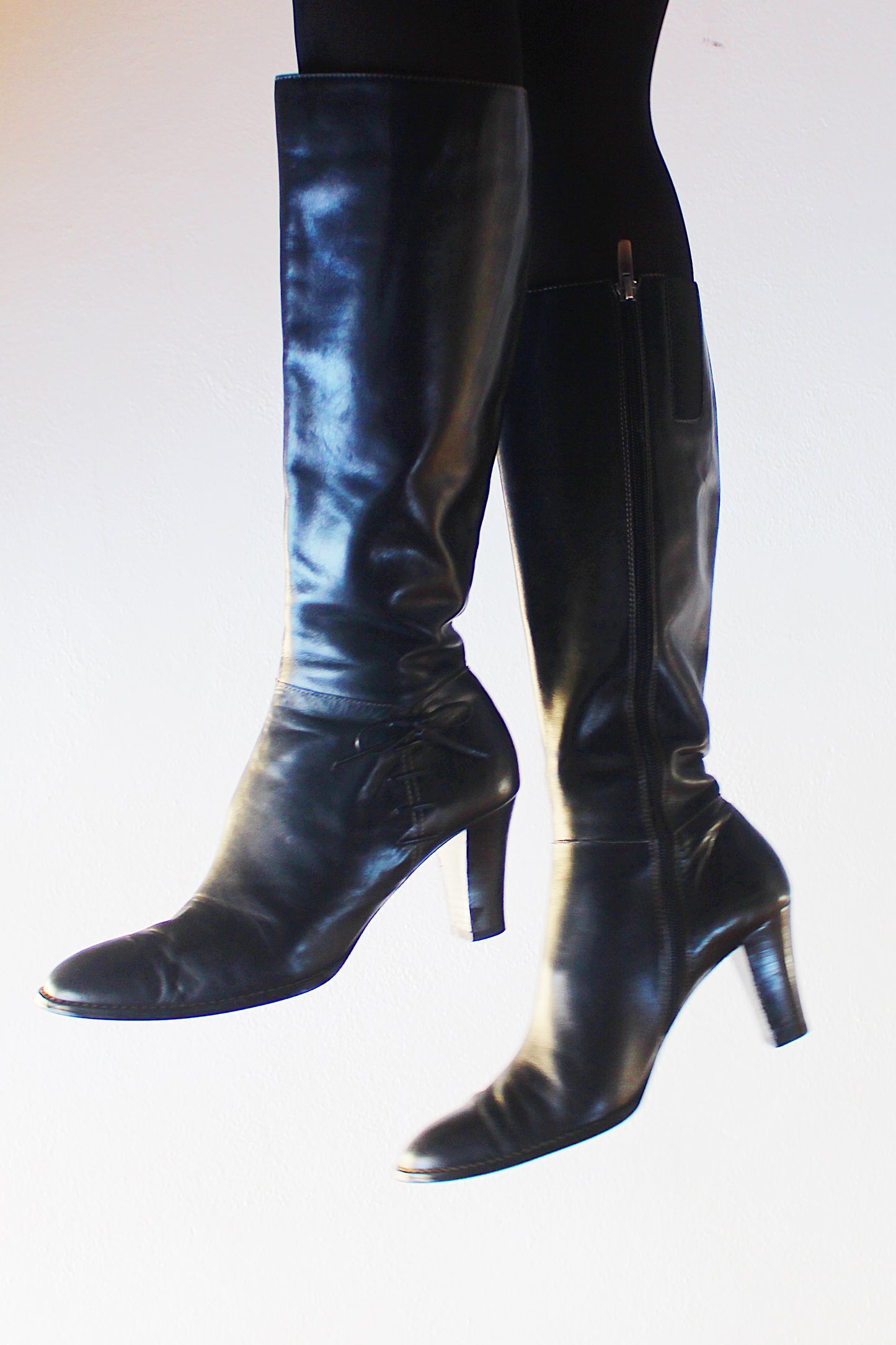 Vintage Y2K Leather-Heeled Anne Klein Boots - Calf-Length Librarian Chic