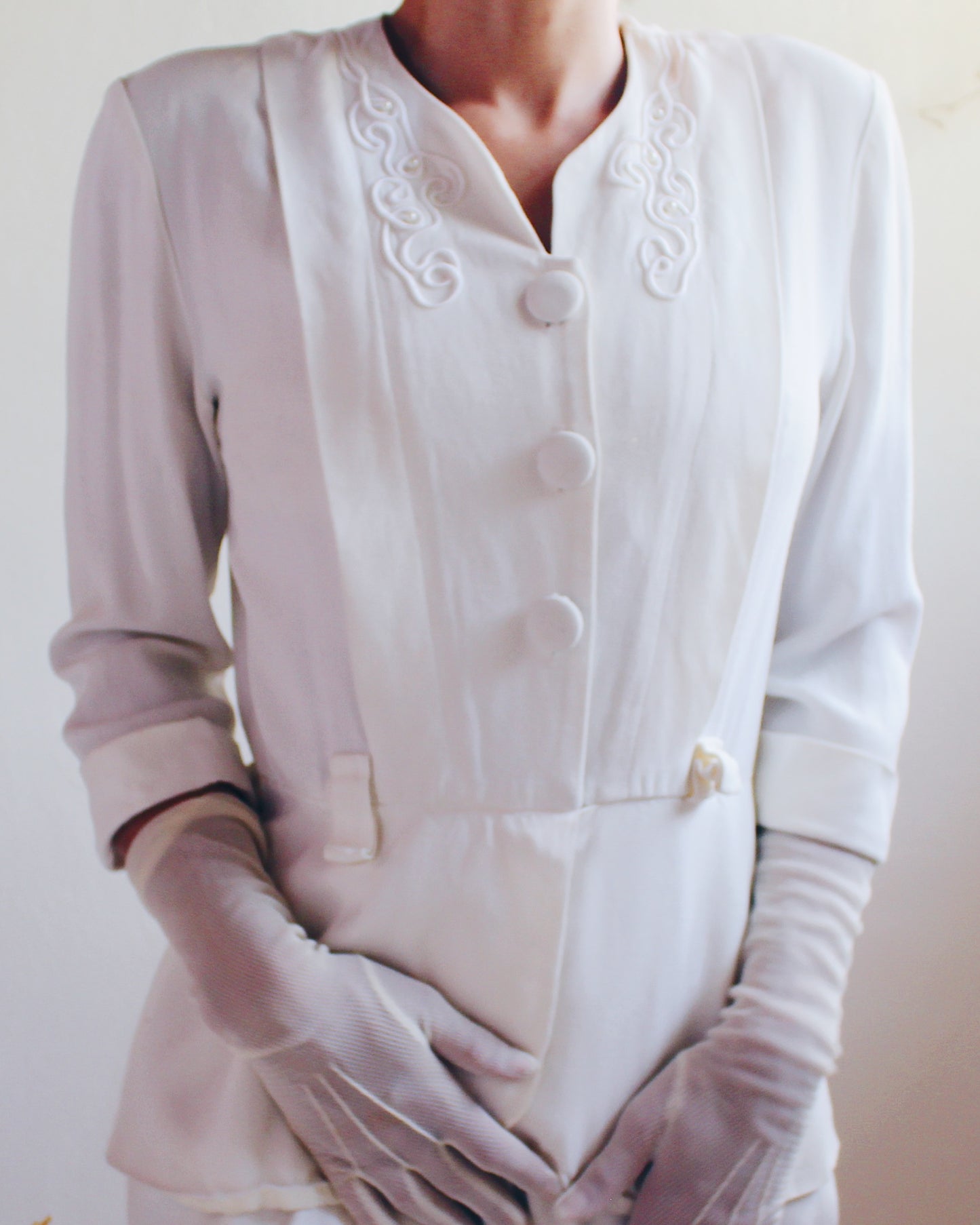 Vintage 1980s Ivory Long Blazer Coat – Structured Statement Piece | Soft Power Dressing with Feminine Edge
