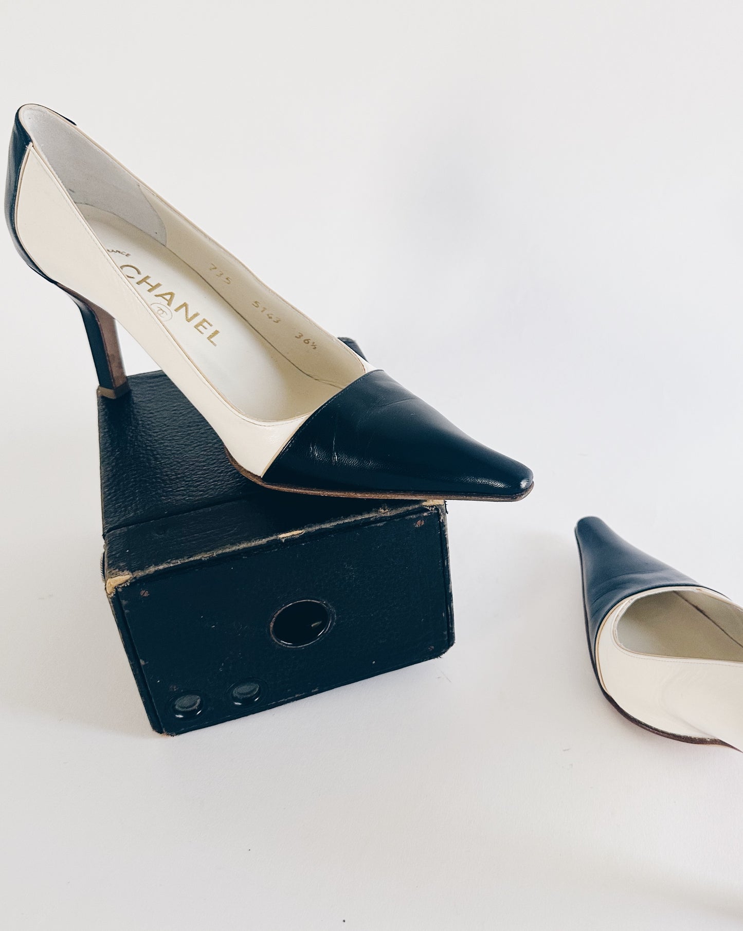 Vintage Chanel Black & White Cap Toe Pointed Heels – Iconic Two Tone Stiletto Pumps | Classic Designer Shoes