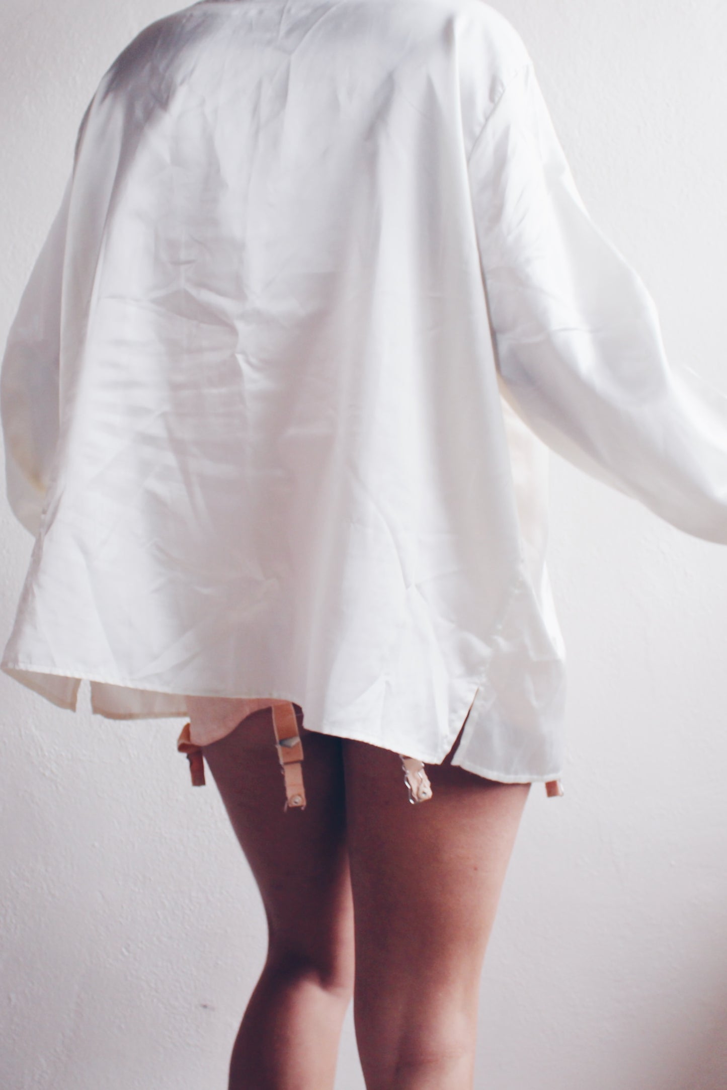 1980s Elegance: Vintage White Satin Blouse with Hanky Tie Collar