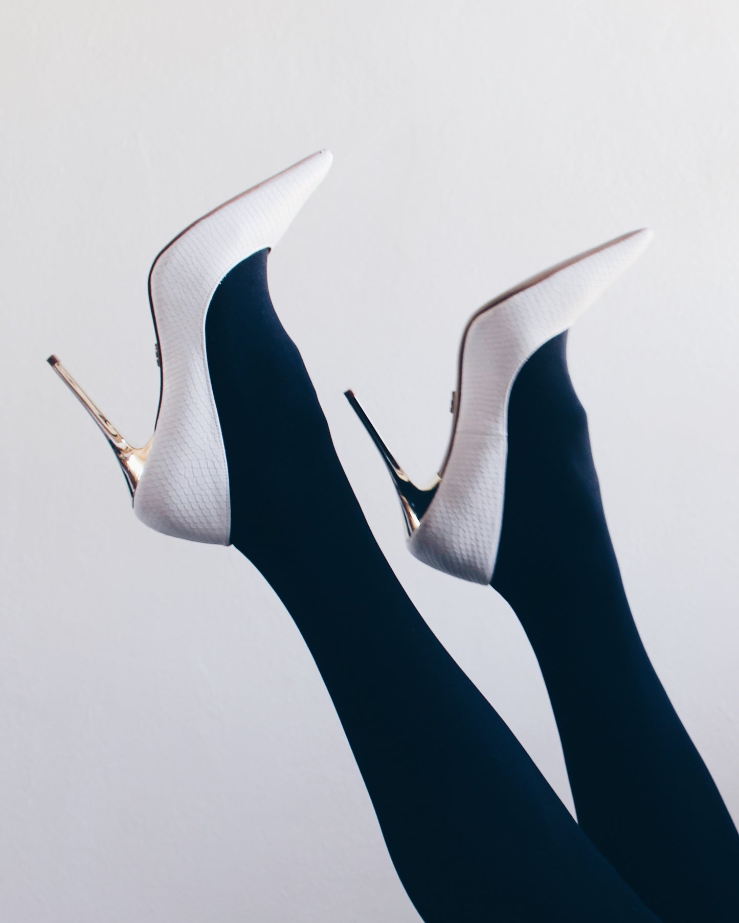 Vintage Y2K Rock & Republic White Snakeskin Stiletto Heels