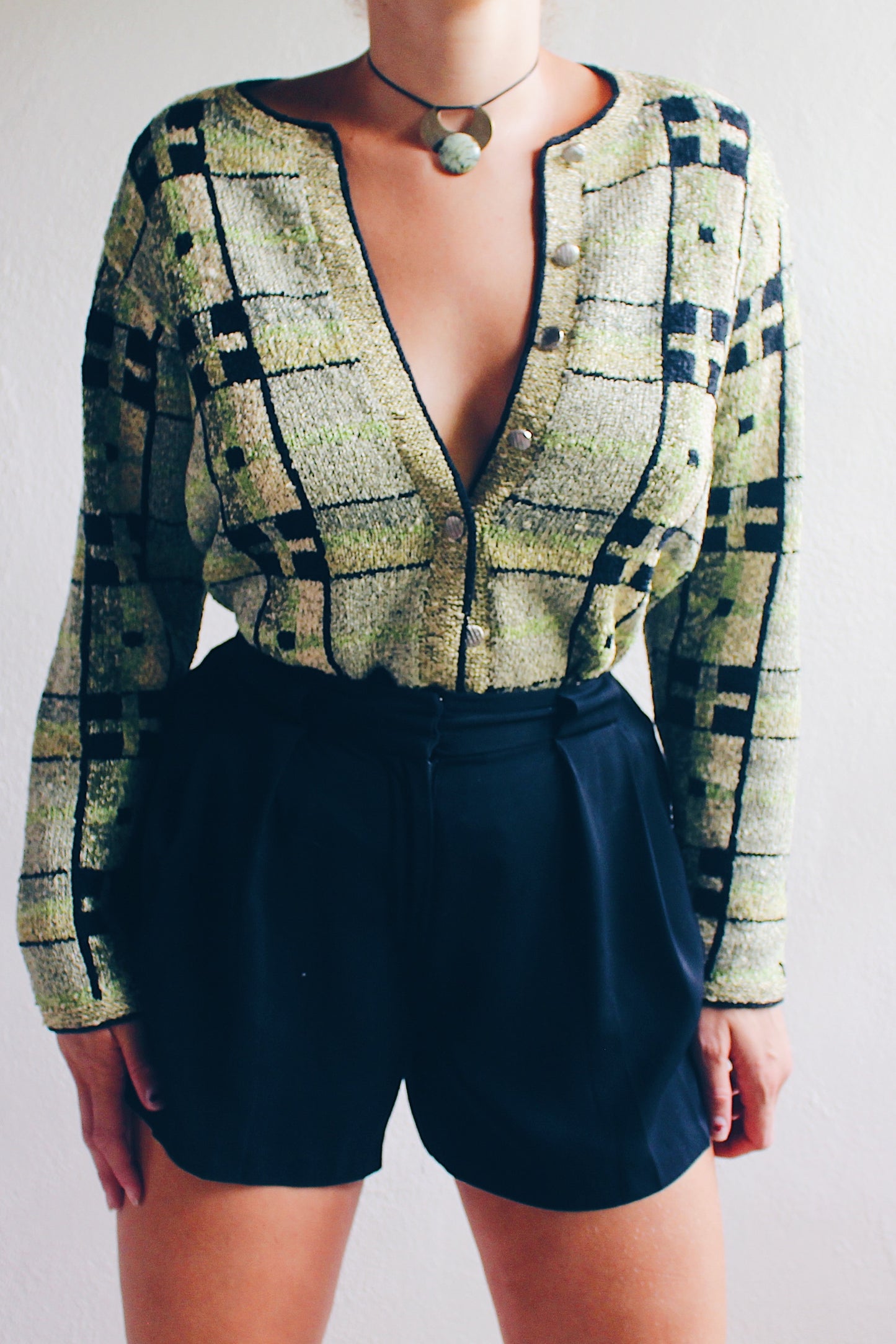 Vintage knitwear with a dark vibe / Handknit Dark Academia Cardigan