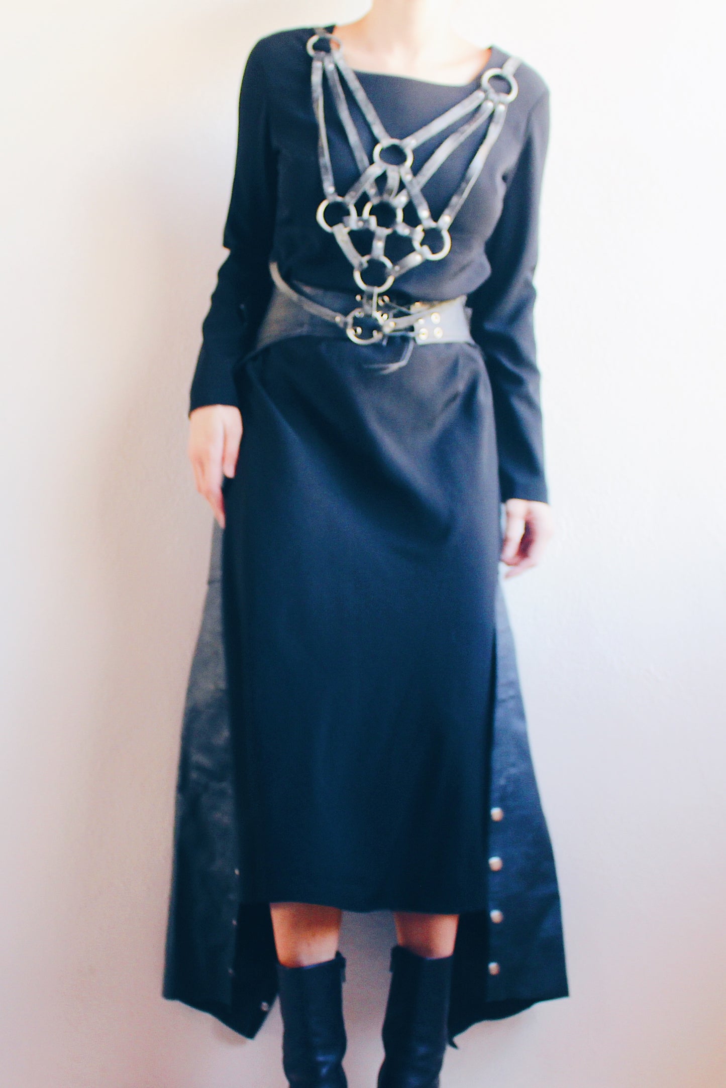 90s Dark Academic Elegance: Minimalist Long Sleeve Black Maxi Dress - Gothic Vintage Glam