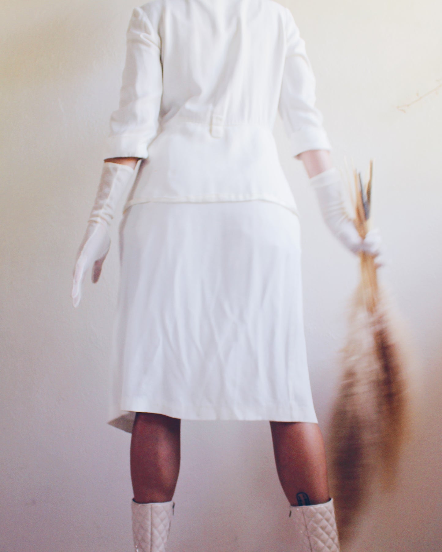 Vintage 1980s Ivory Long Blazer Coat – Structured Statement Piece | Soft Power Dressing with Feminine Edge