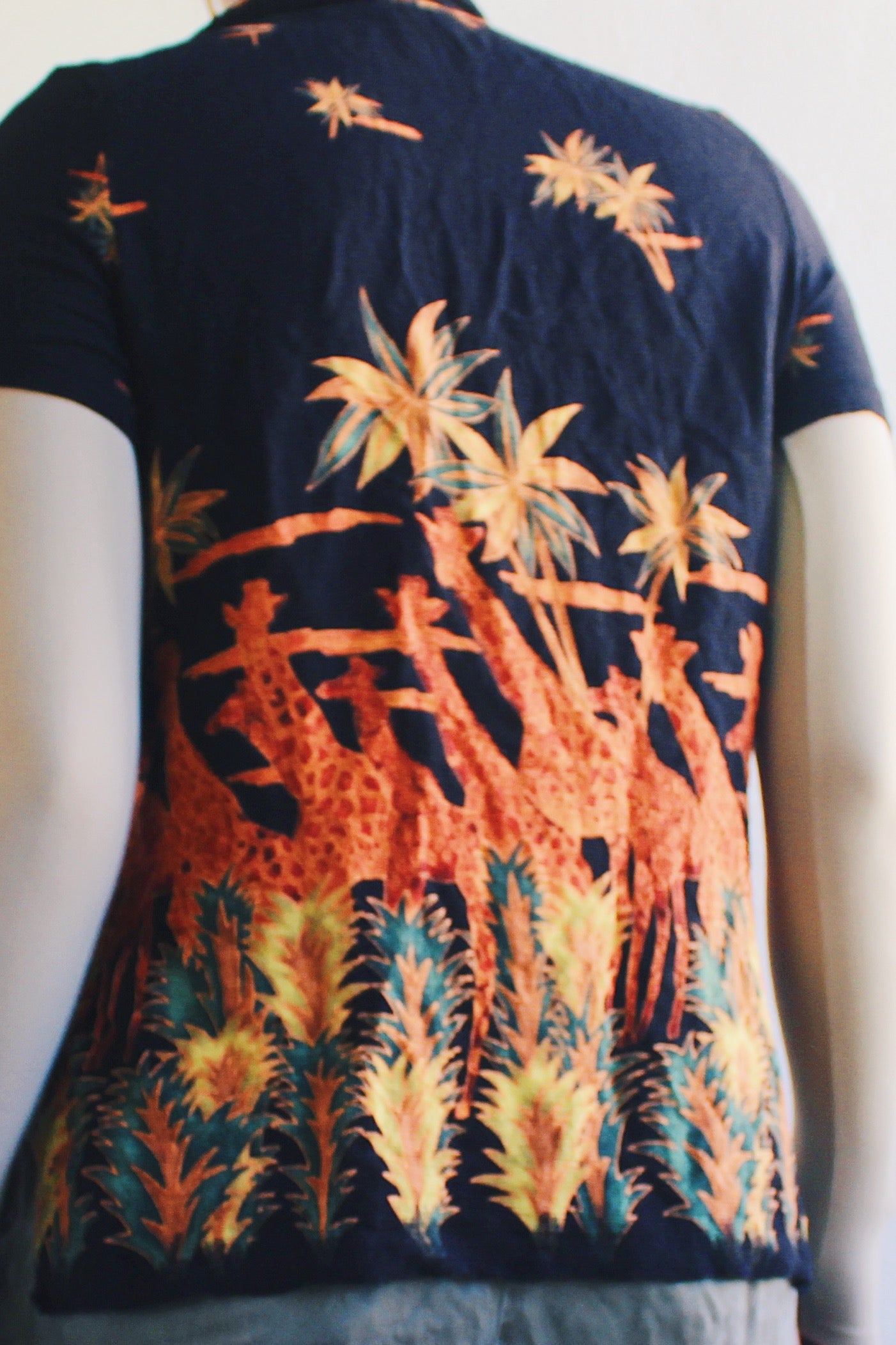 Vintage '90s Giraffe Print Button-Up - Wild Style for Modern Adventures