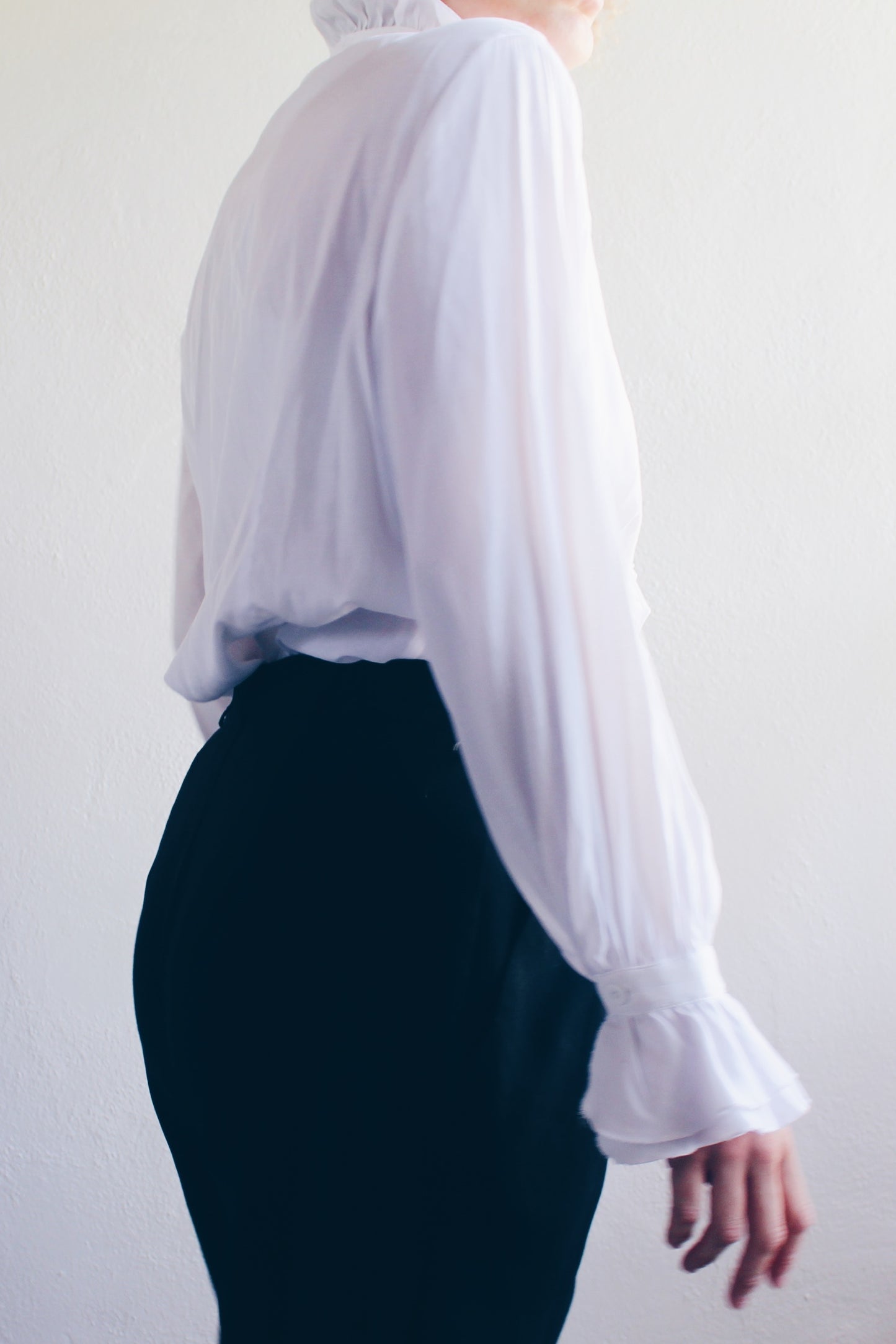 Elegant Vintage Cotton Ruffled Blouse - Dark Academia Victorian Vibes