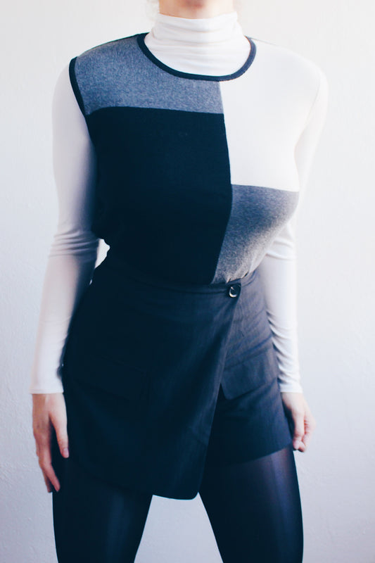 Vintage 90s Mondrian Squares Tank: Chic Professional Knit for Modern Minimalist Dressing
