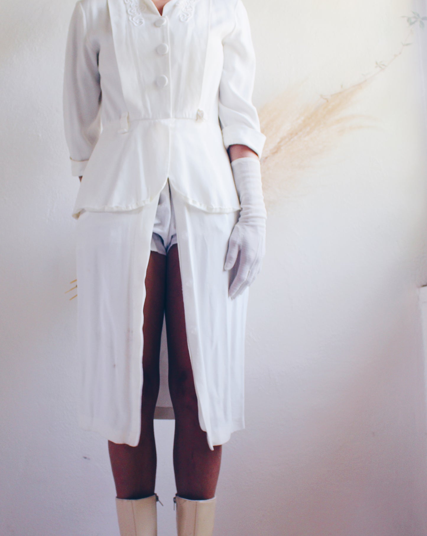 Vintage 1980s Ivory Long Blazer Coat – Structured Statement Piece | Soft Power Dressing with Feminine Edge
