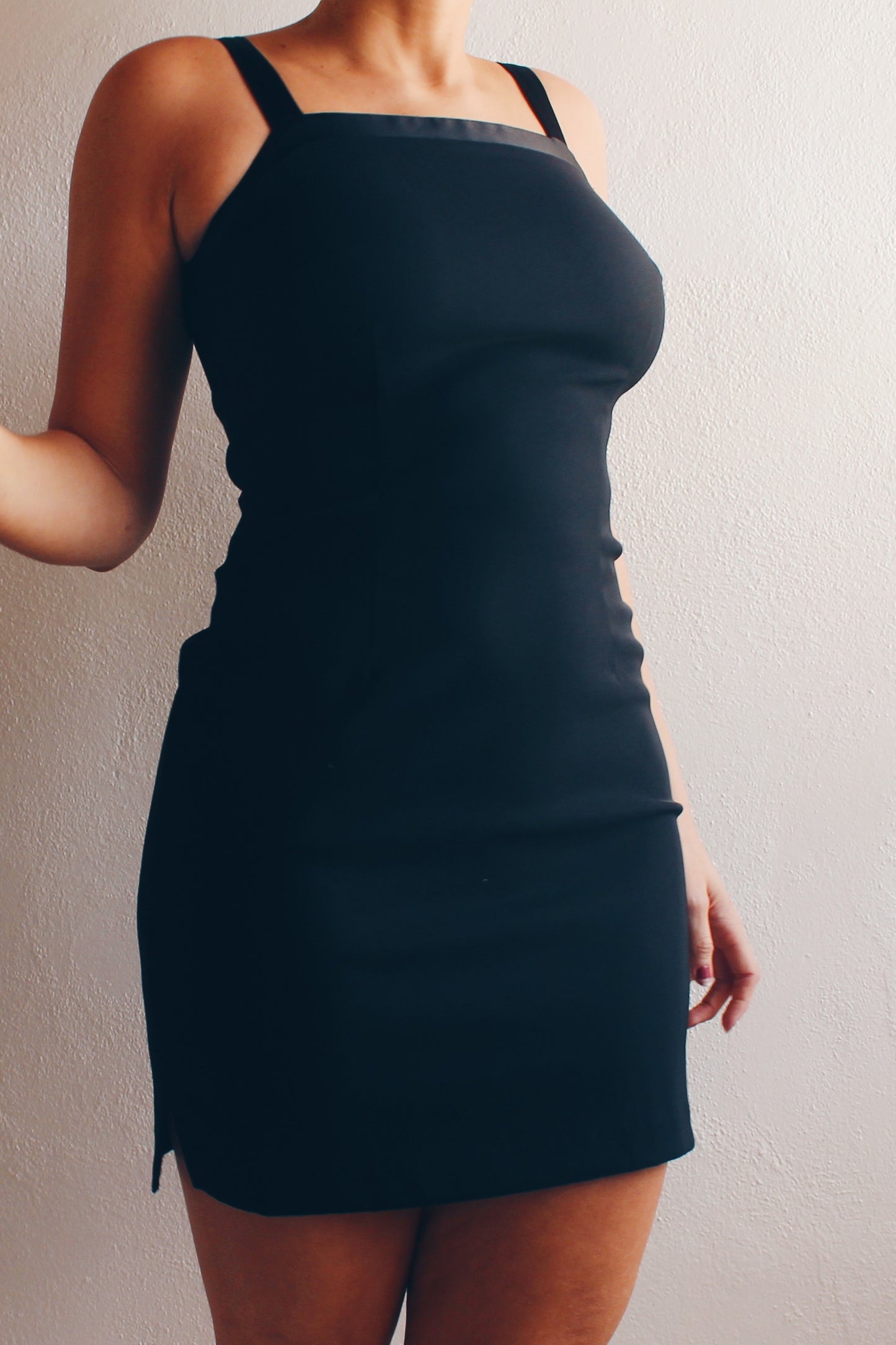 Vintage 90s black mini dress / body con minimalist y2k dress
