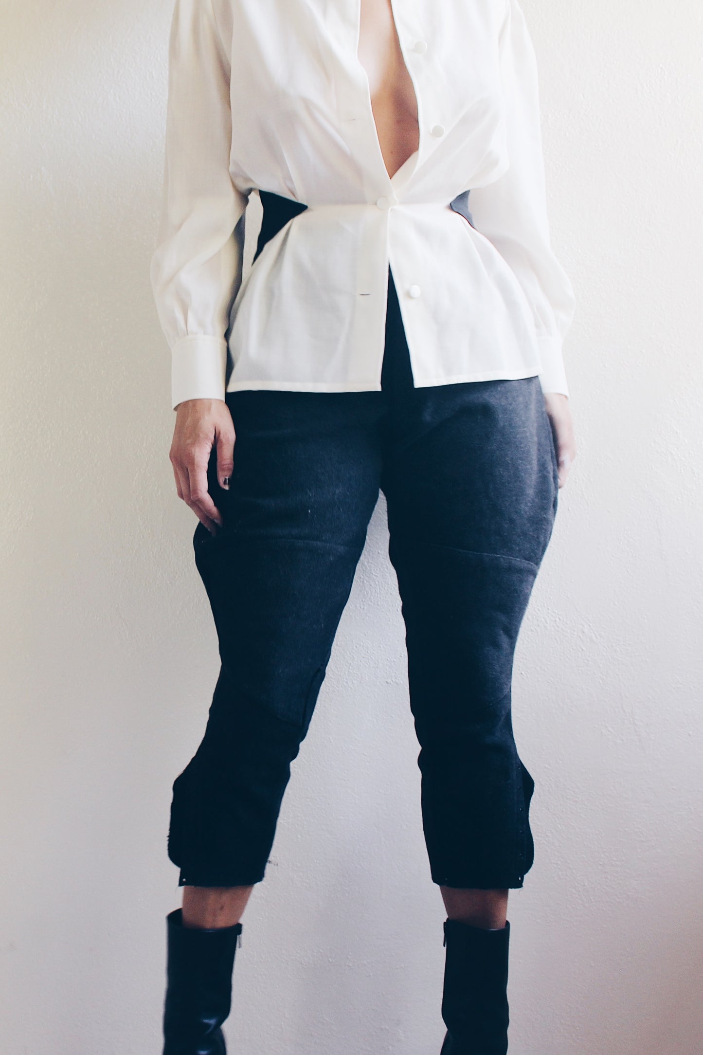 High Waisted Jodhpurs / Vintage 1920s charcoal riding pants / Navy Wool Pedal Pushers / black capri pants