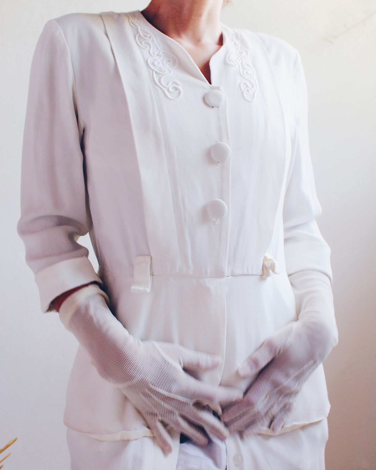 Vintage 1980s Ivory Long Blazer Coat – Structured Statement Piece | Soft Power Dressing with Feminine Edge