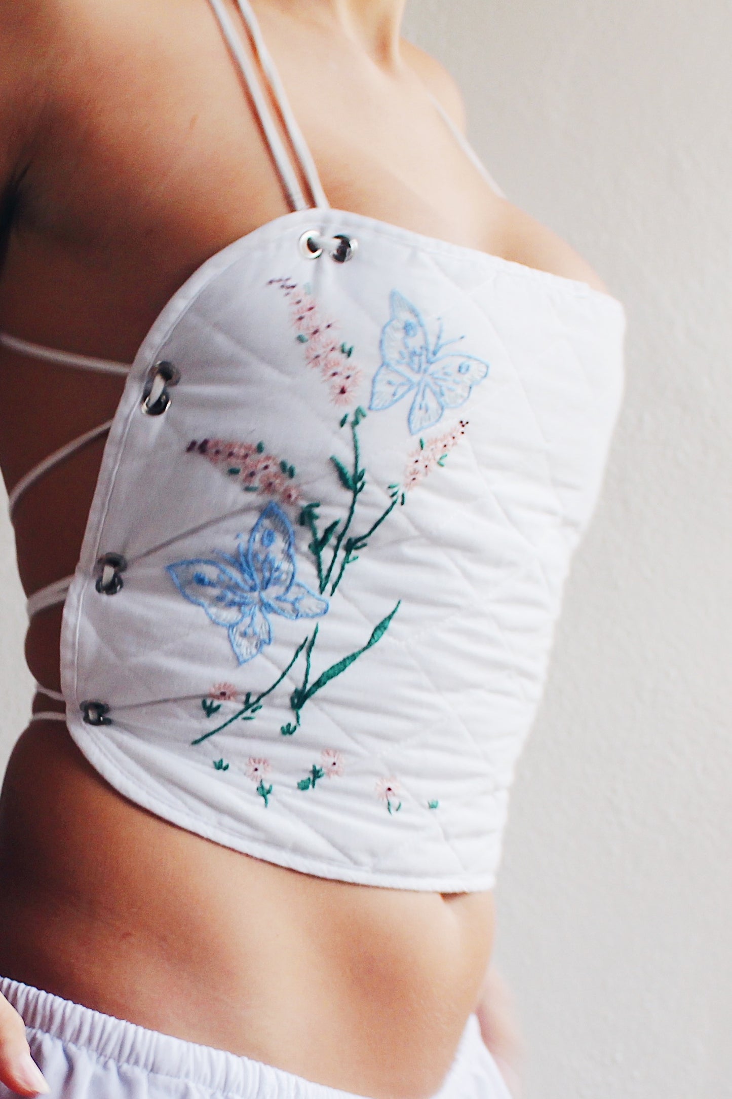 Upcycled Vintage Placemat Tank – Wear vintage Embroidered Art - Reworked quilted crop top