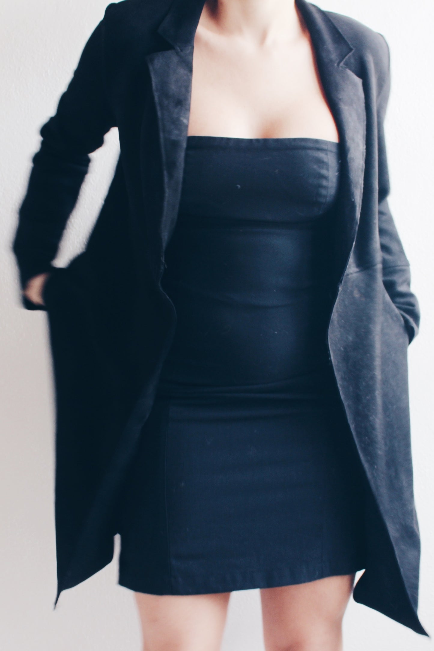 Long Chic Back Blazer Jacket for Effortless Sophistication