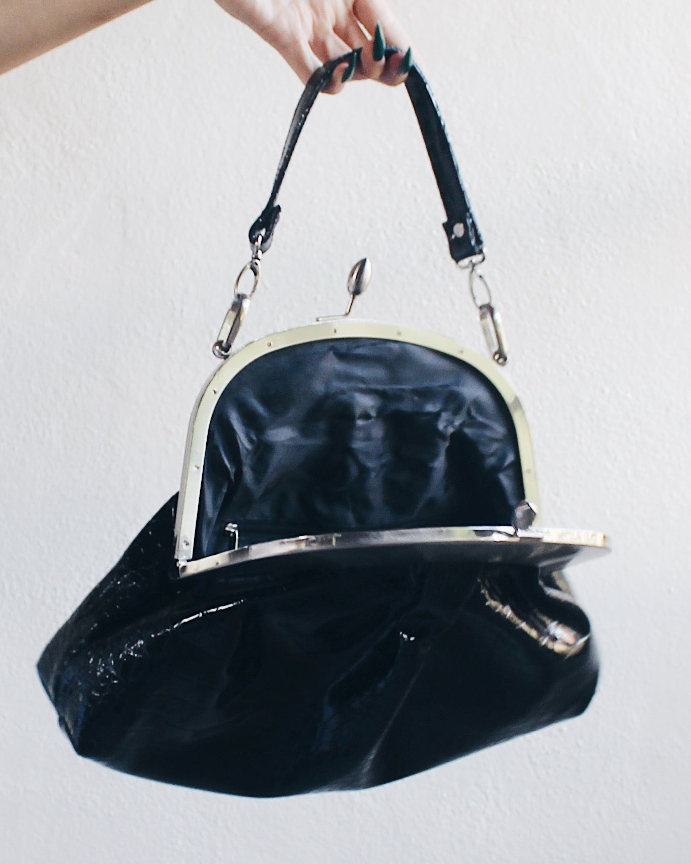 Black Alligator-Textured Giant Leather Coin Purse Handbag with Silver Clasp – Bold Statement Piece