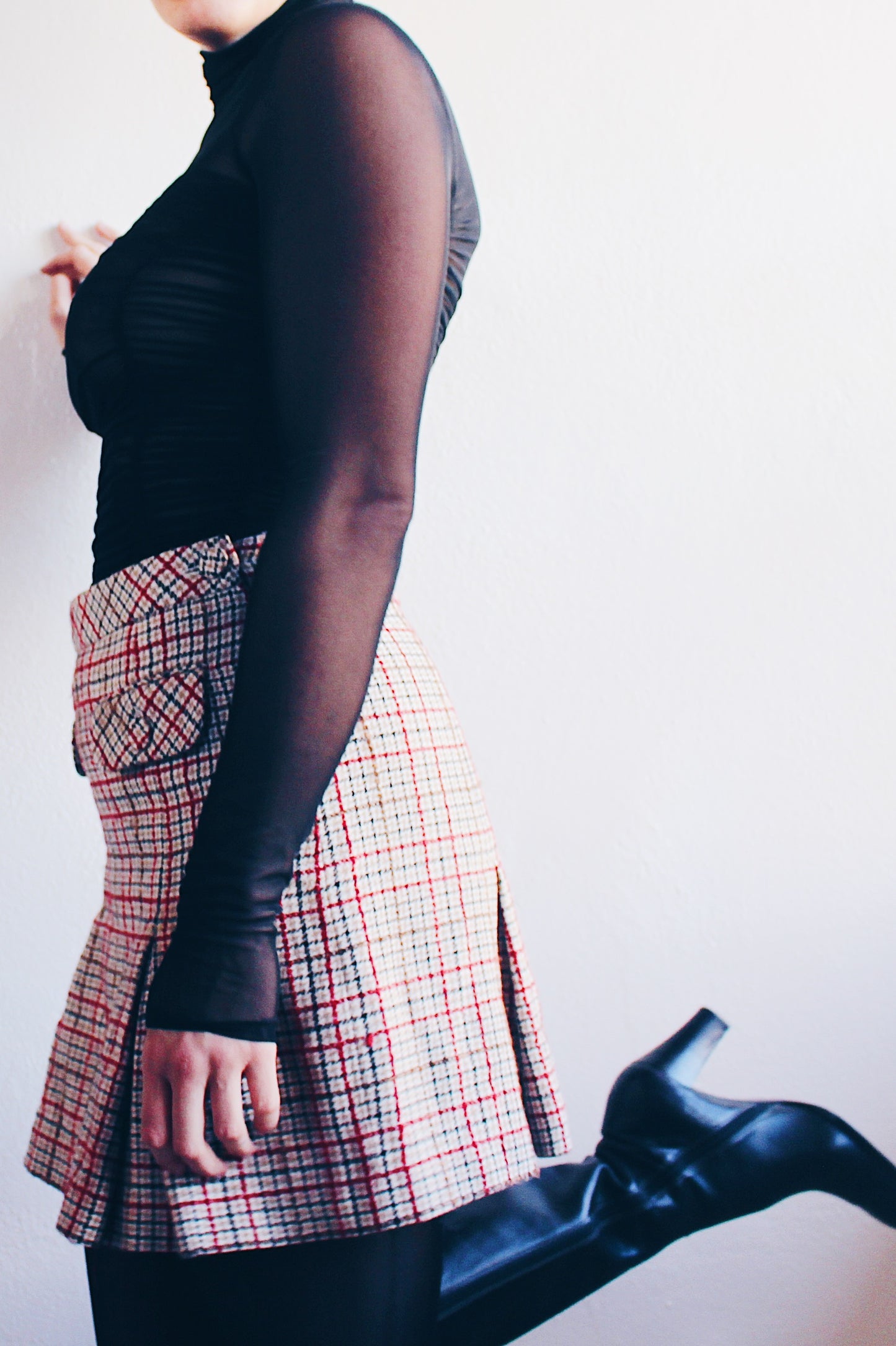 Taylor Swift Essence: Plaid Wool Pleated Mini Skirt - Winter-Perfect & Classic Chic!
