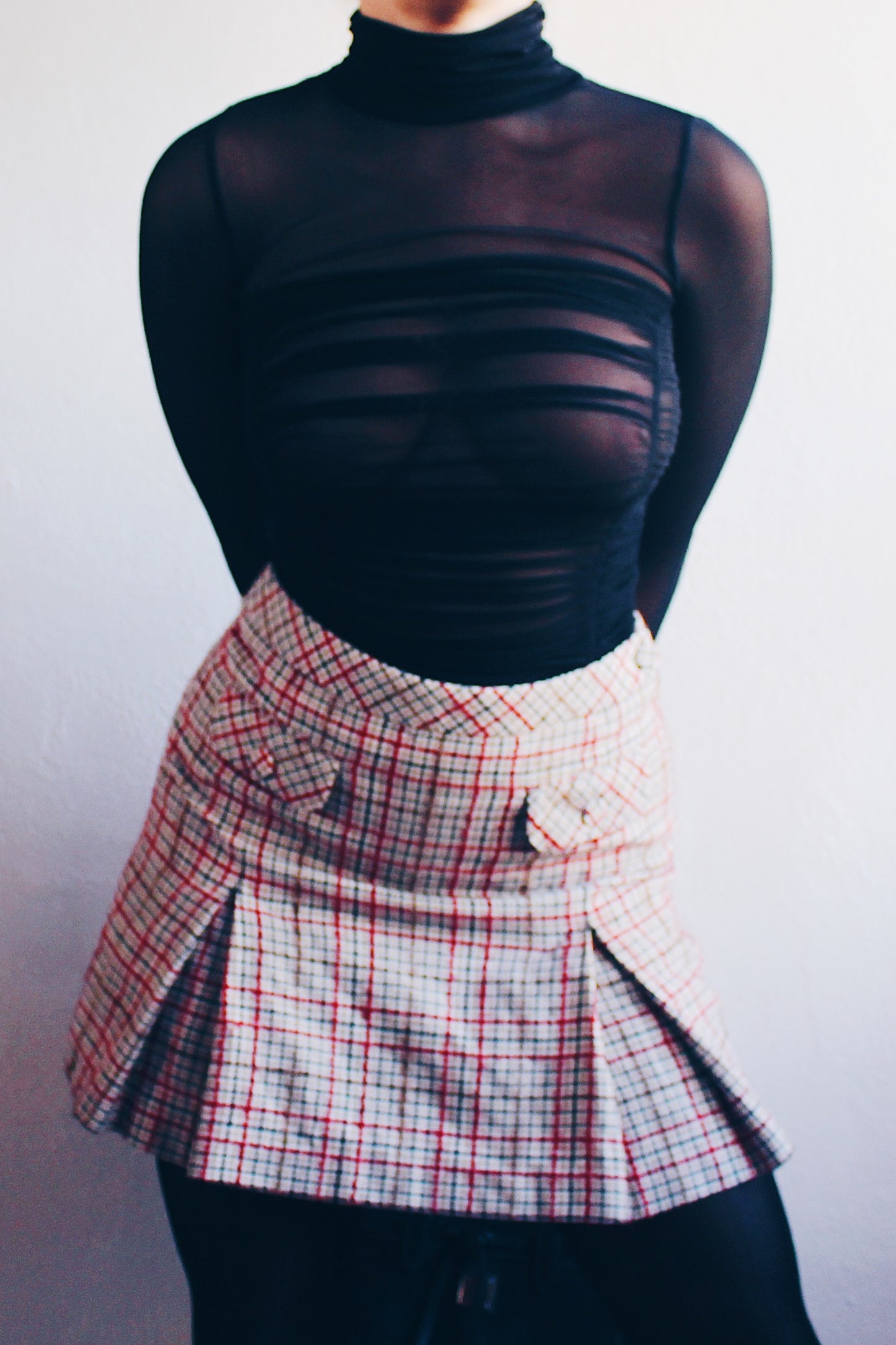 Taylor Swift Essence: Plaid Wool Pleated Mini Skirt - Winter-Perfect & Classic Chic!