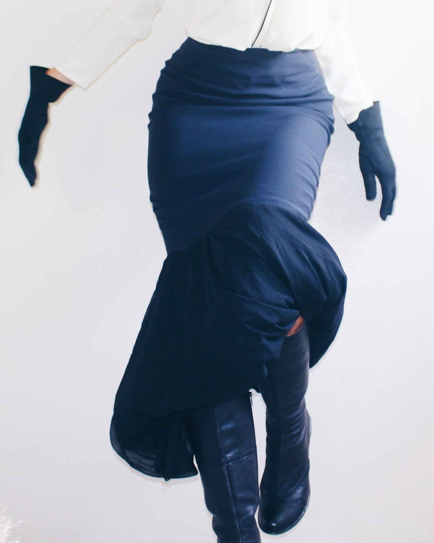 Upcycled 90s Black Silk Fishtail Skirt with Bubbled Hem – Vintage Sustainable Fashion