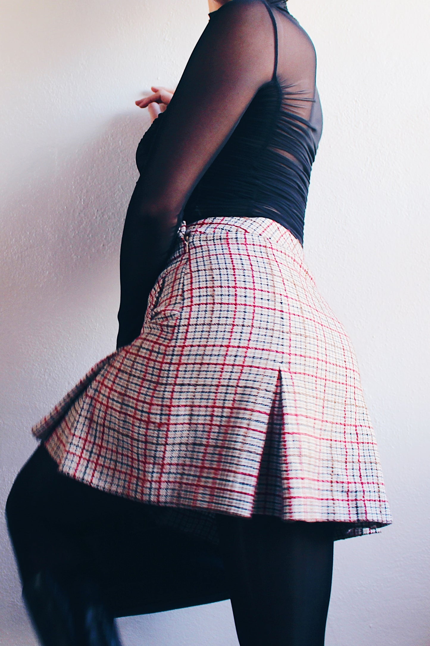 Taylor Swift Essence: Plaid Wool Pleated Mini Skirt - Winter-Perfect & Classic Chic!