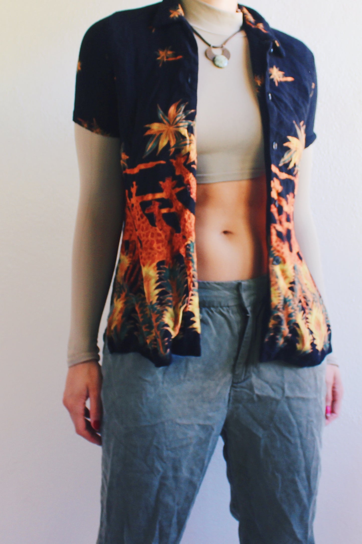 Vintage '90s Giraffe Print Button-Up - Wild Style for Modern Adventures