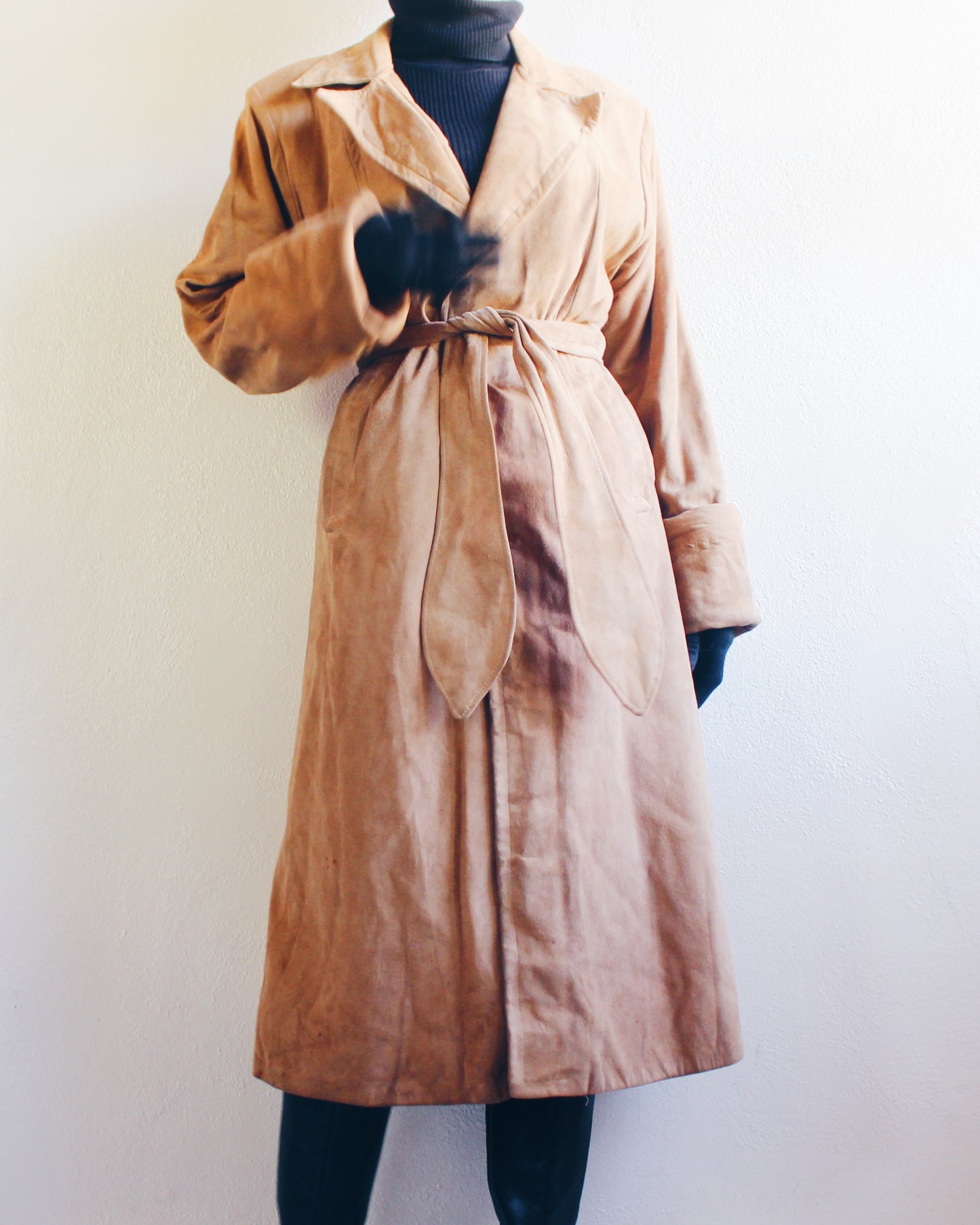 Vintage 70s Brown Suede Trench Coat with Belt – Retro Chic Long Leather Jacket