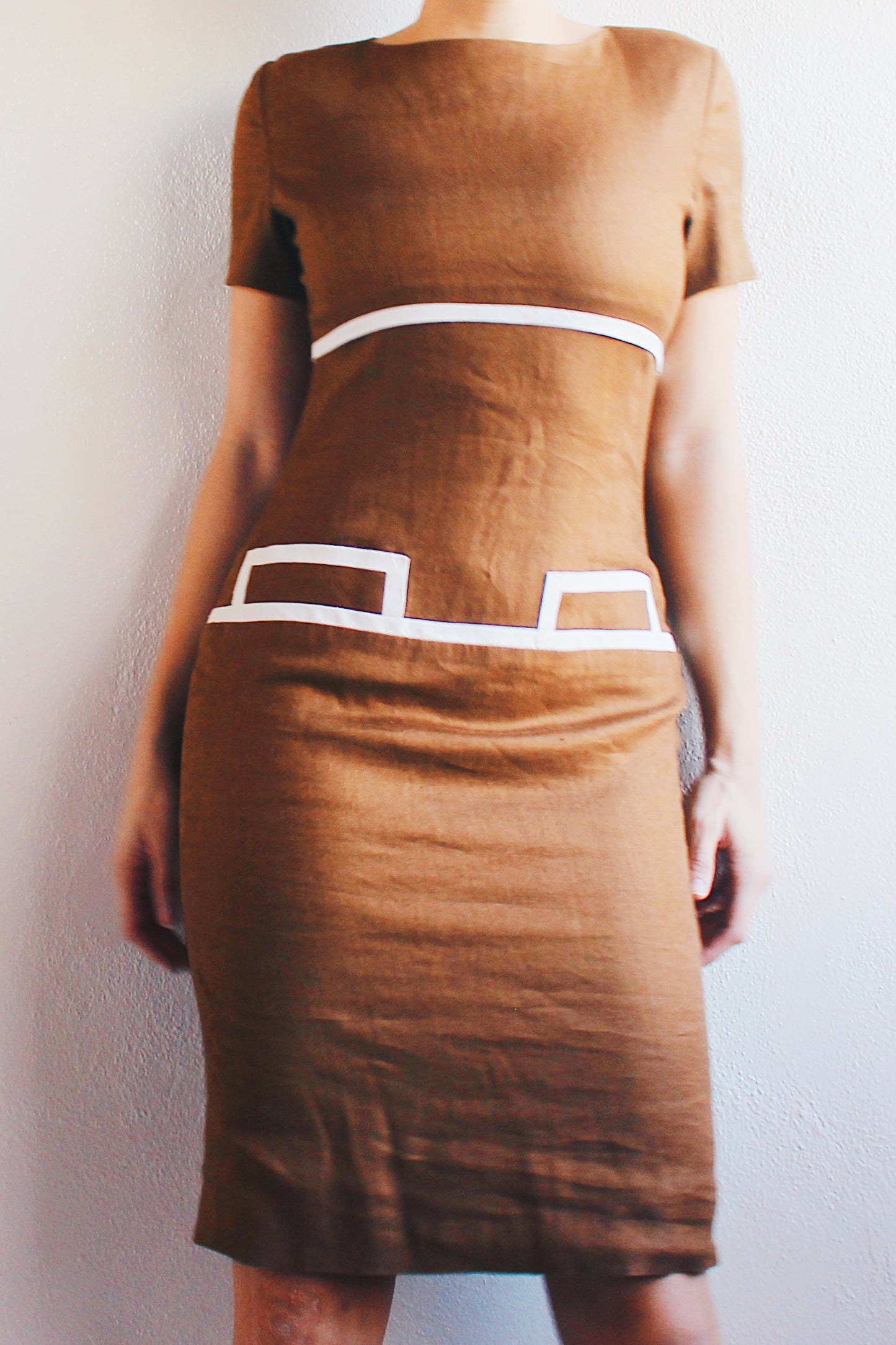 Vintage 90s Brown Linen High Neck Dress: Yasmeen Ghauri Vibes with a Corporate Chic Twist