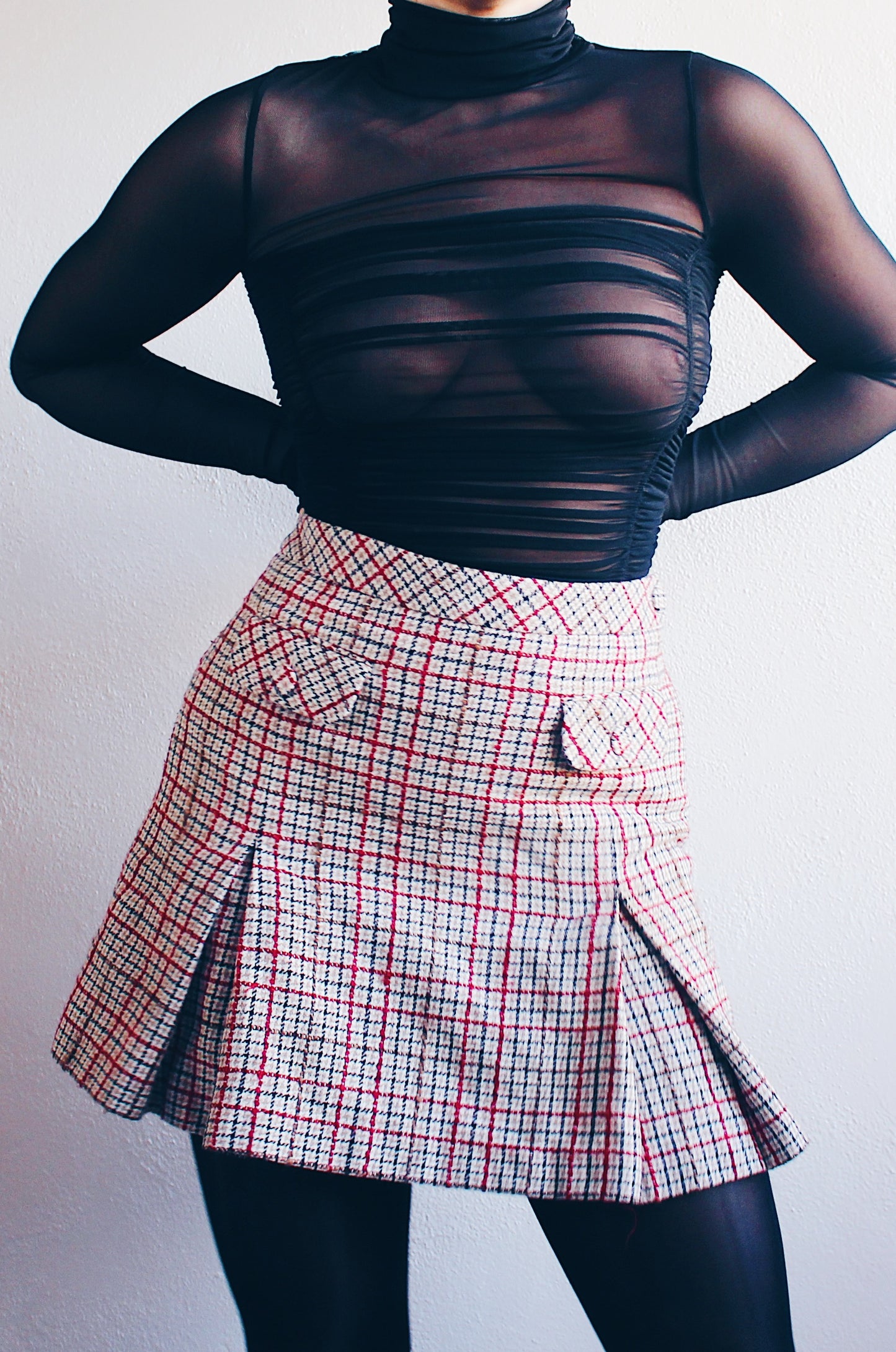 Taylor Swift Essence: Plaid Wool Pleated Mini Skirt - Winter-Perfect & Classic Chic!