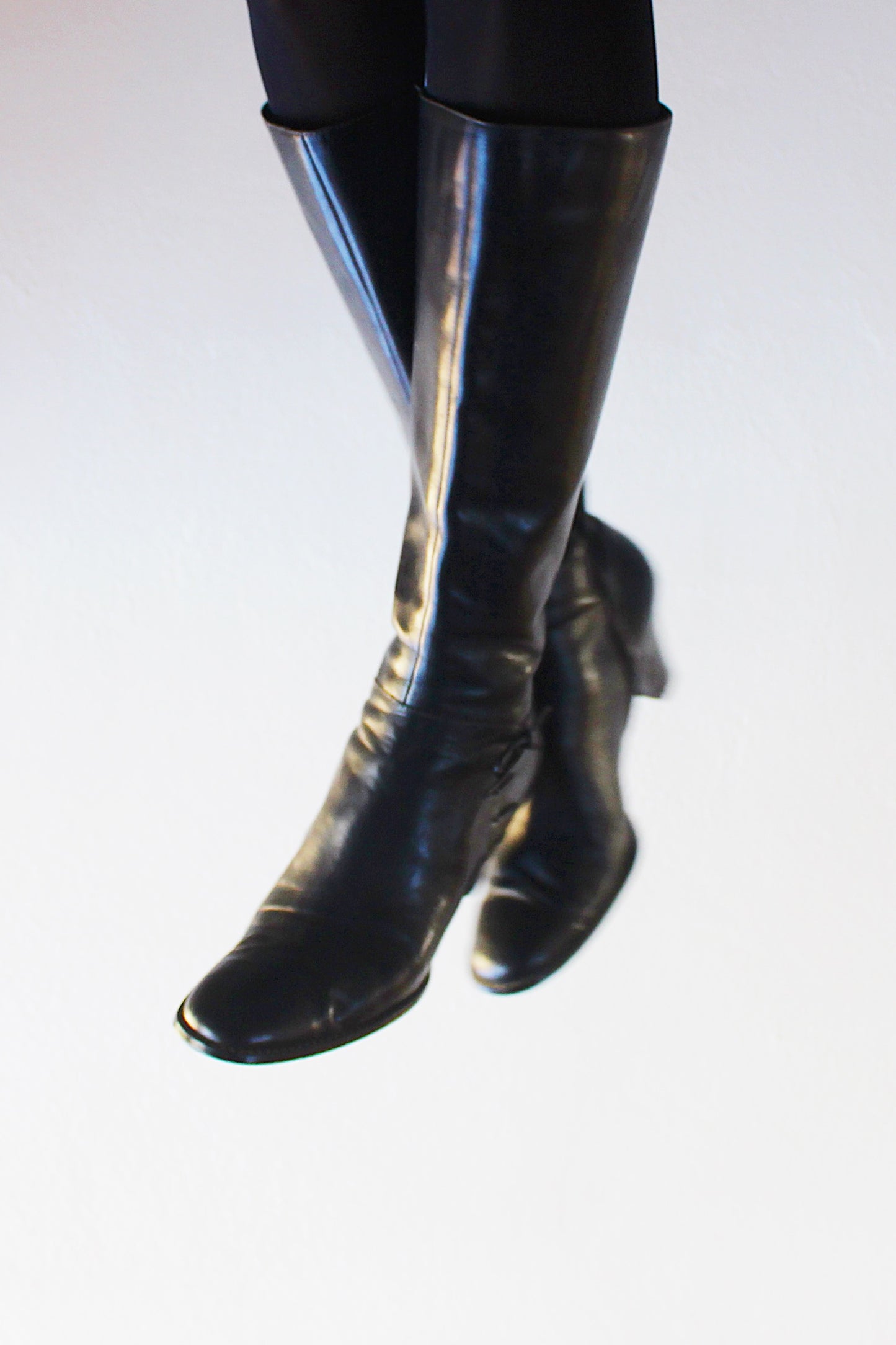 Vintage Y2K Leather-Heeled Anne Klein Boots - Calf-Length Librarian Chic