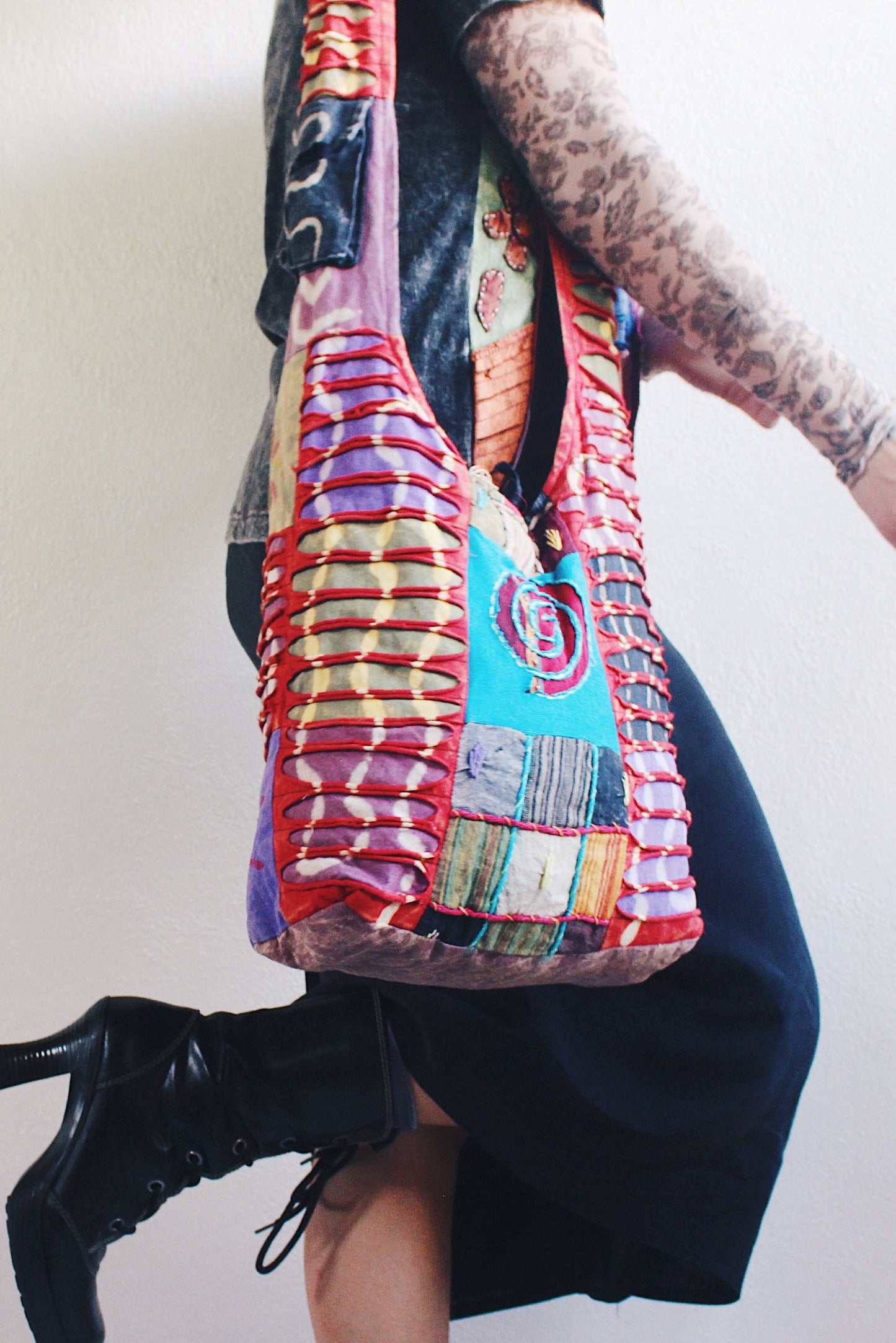 Groovy 90s Tie Dye Patchwork Satchel Bag β Your Psychedelic Companion