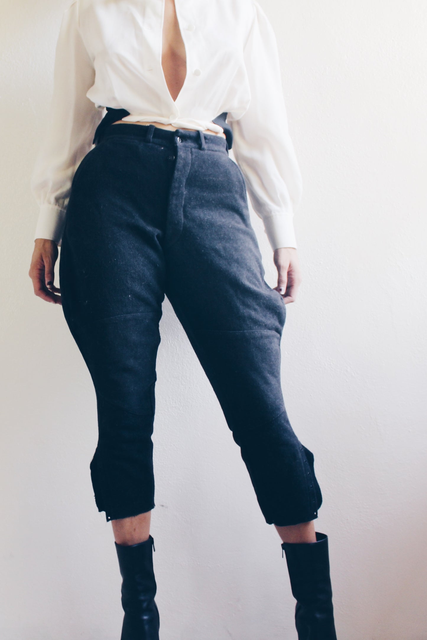 High Waisted Jodhpurs / Vintage 1920s charcoal riding pants / Navy Wool Pedal Pushers / black capri pants
