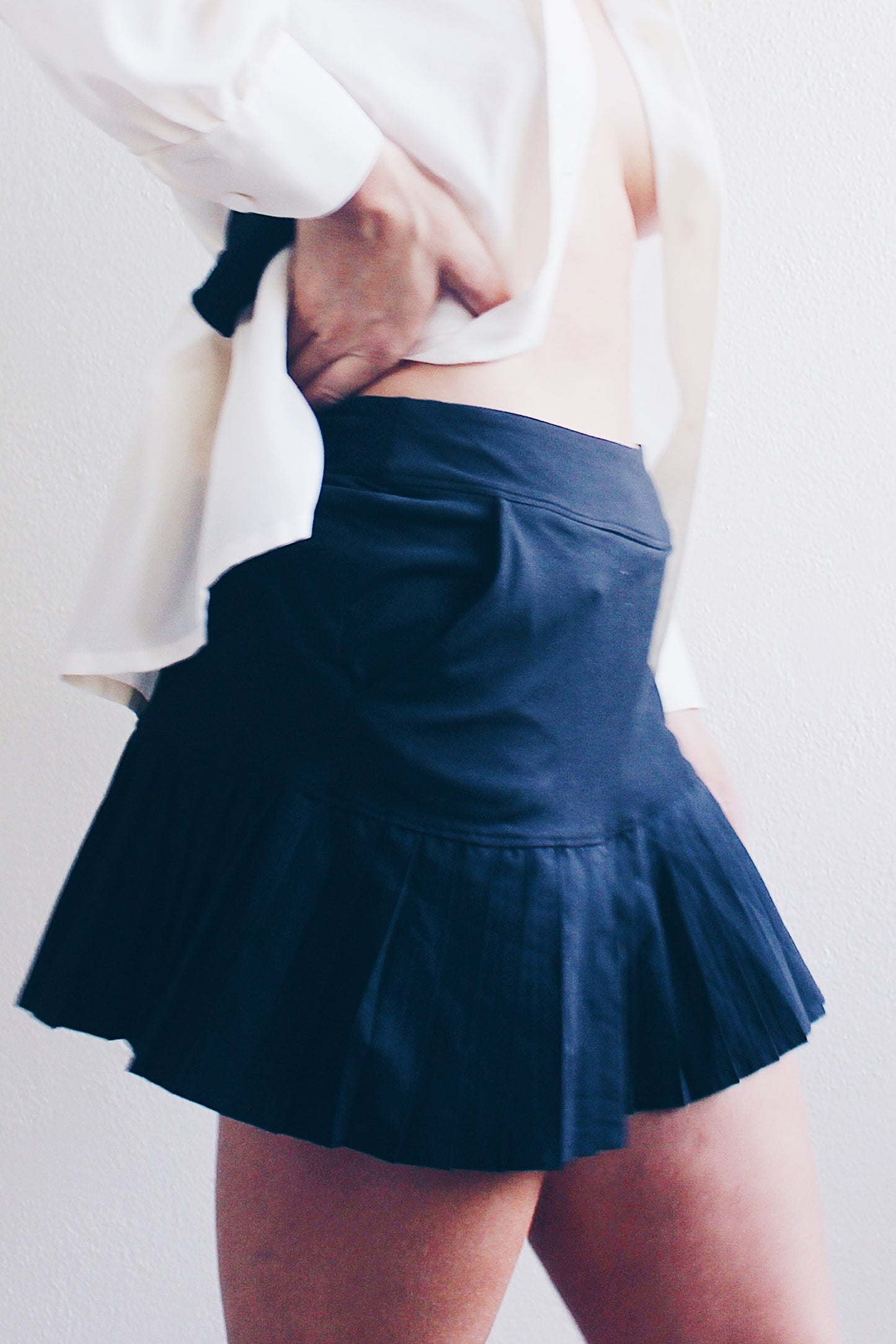 Ace Your Style with our Black Pleated Mini Tennis Skirt / acubi style skort