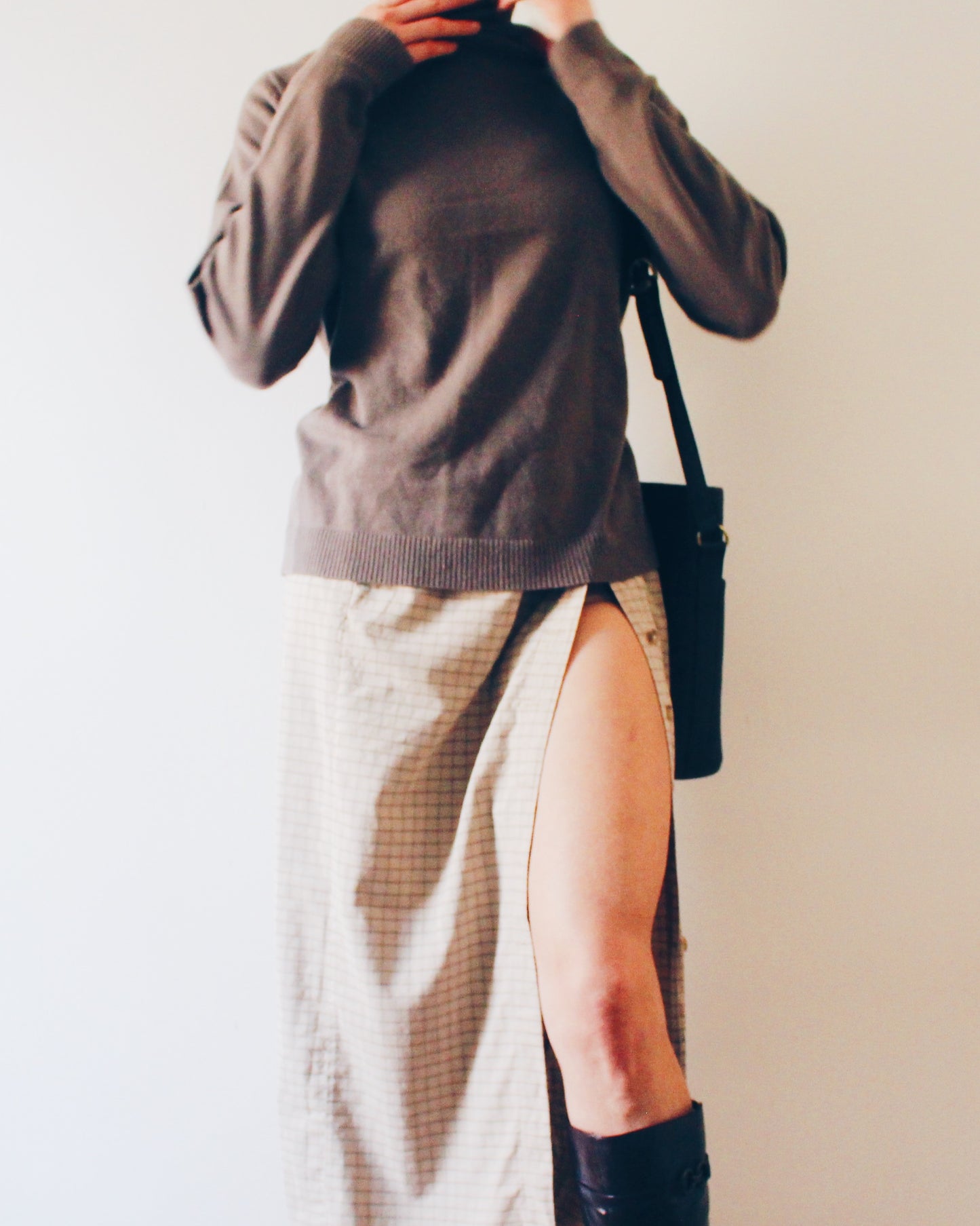 Vintage Gap Khaki‑Grey Turtleneck Sweater – Cozy Minimalist Cotton Knit for Layering