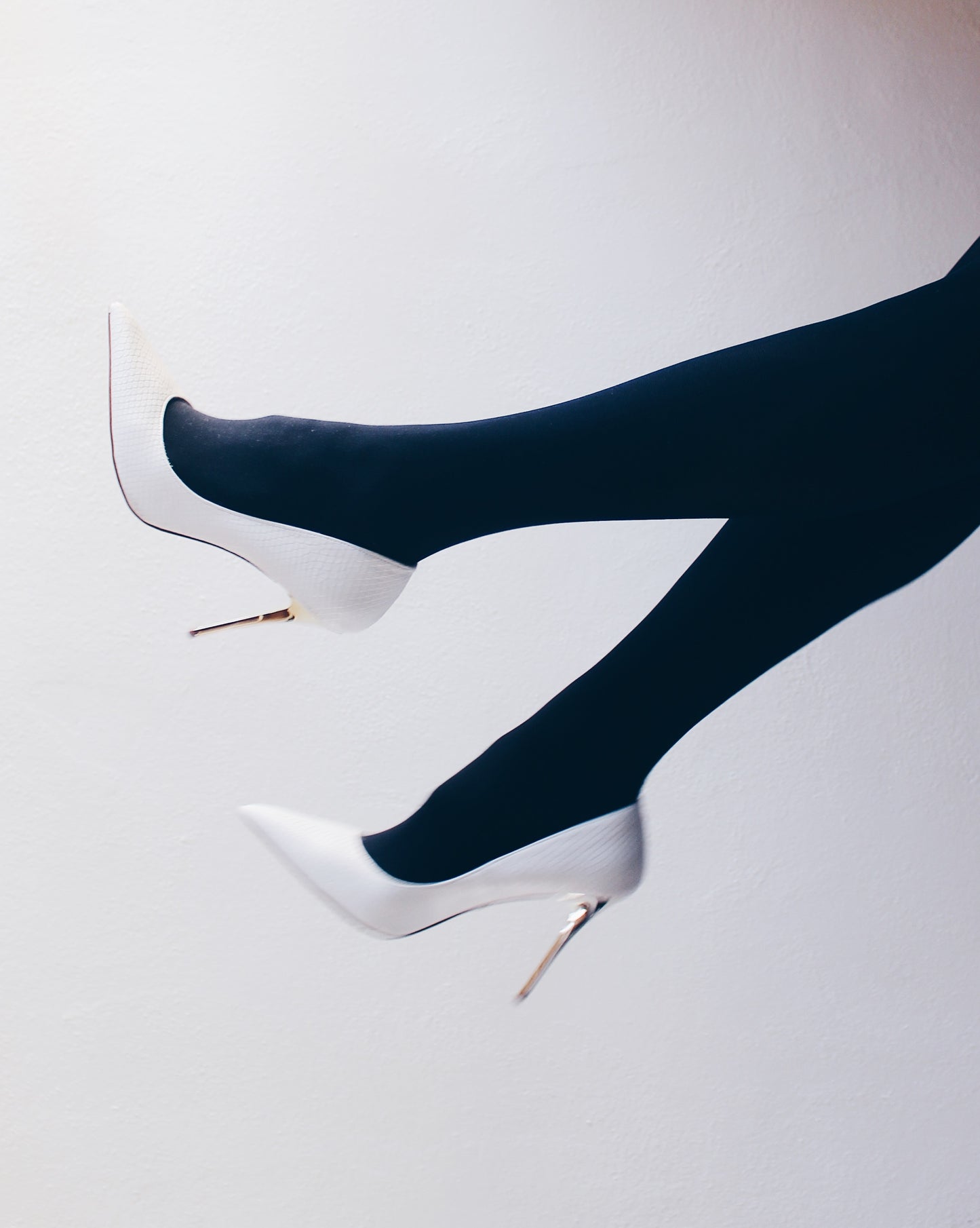 Vintage Y2K Rock & Republic White Snakeskin Stiletto Heels