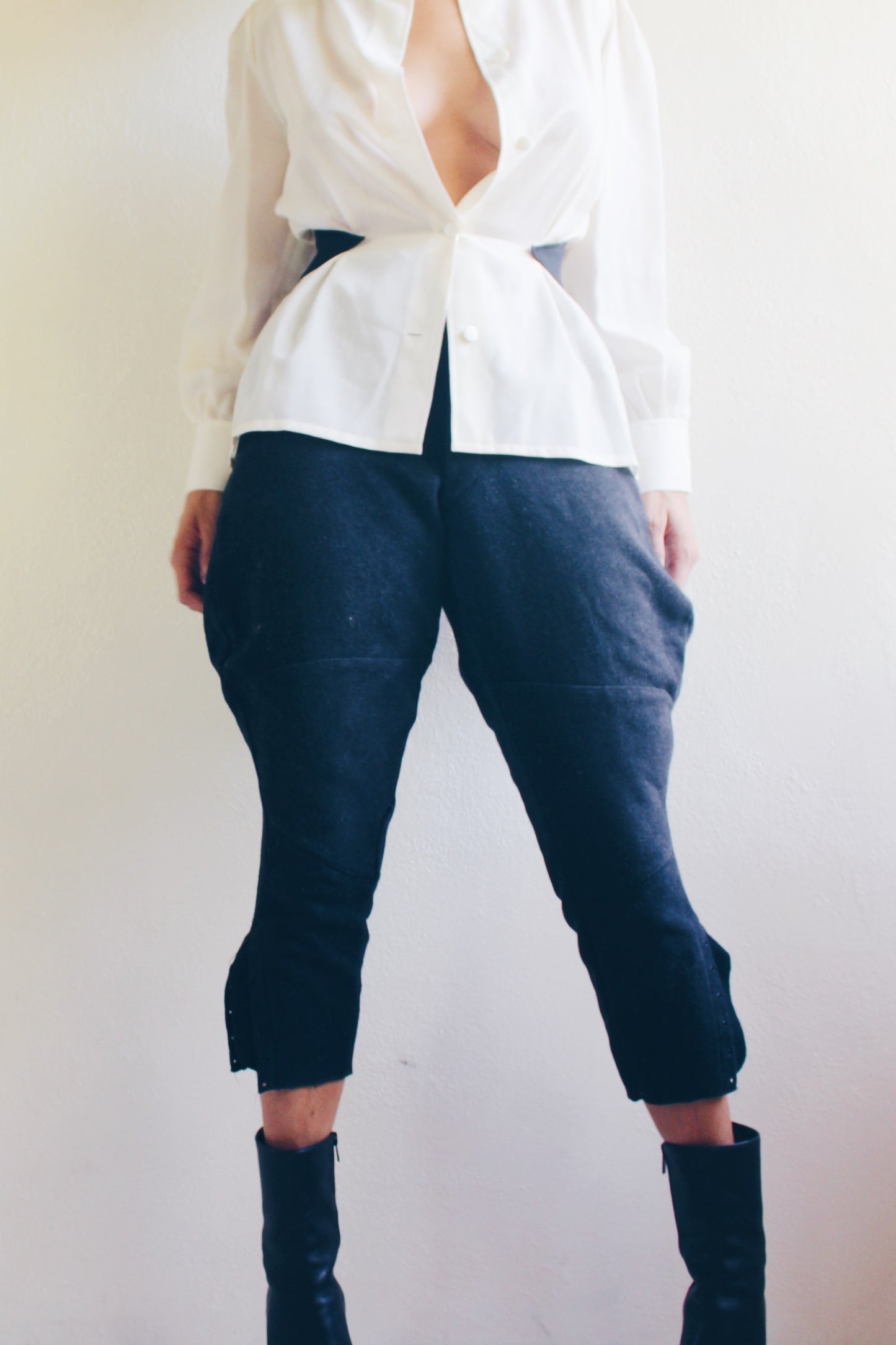 High Waisted Jodhpurs / Vintage 1920s charcoal riding pants / Navy Wool Pedal Pushers / black capri pants