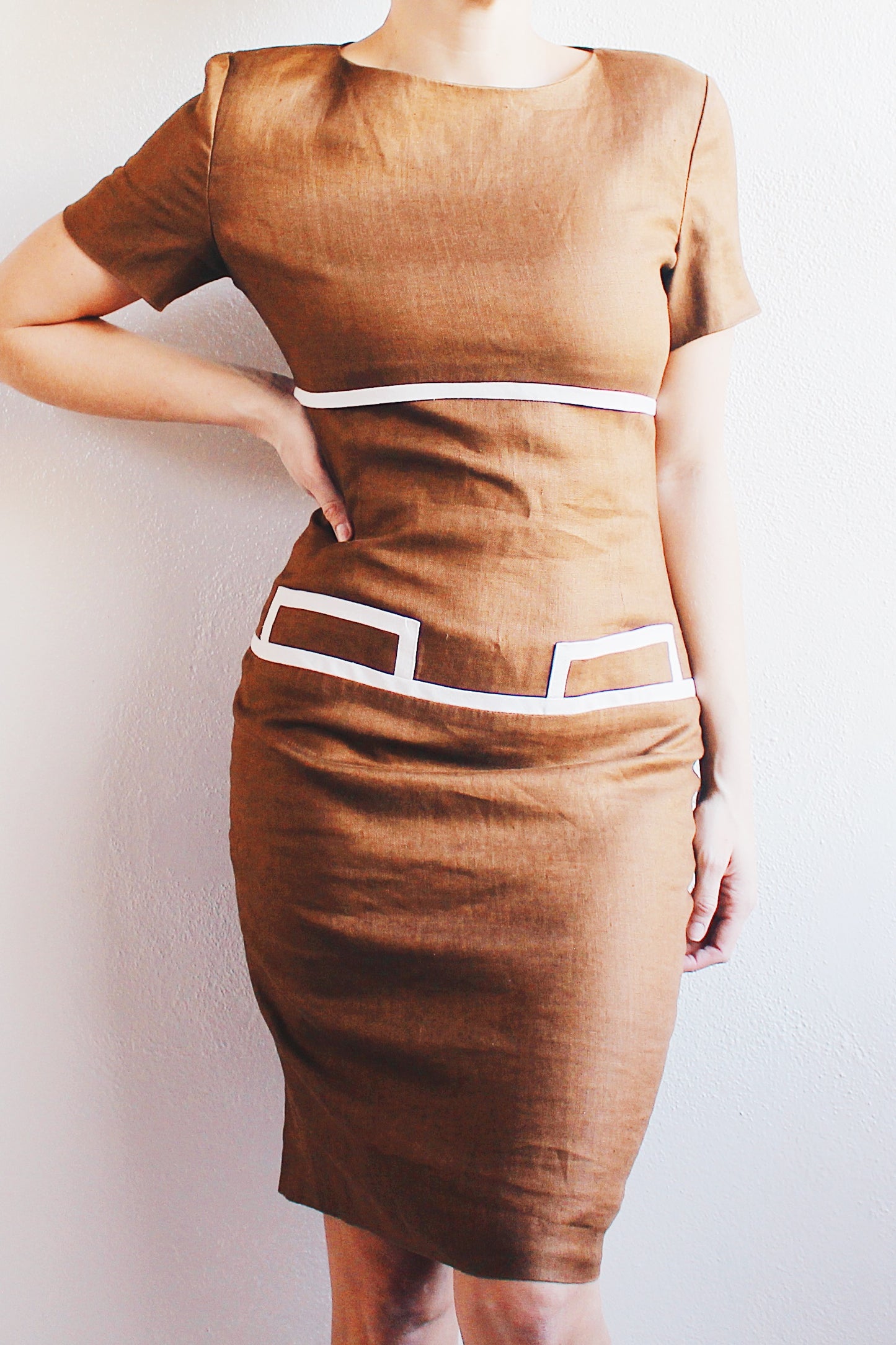 Vintage 90s Brown Linen High Neck Dress: Yasmeen Ghauri Vibes with a Corporate Chic Twist