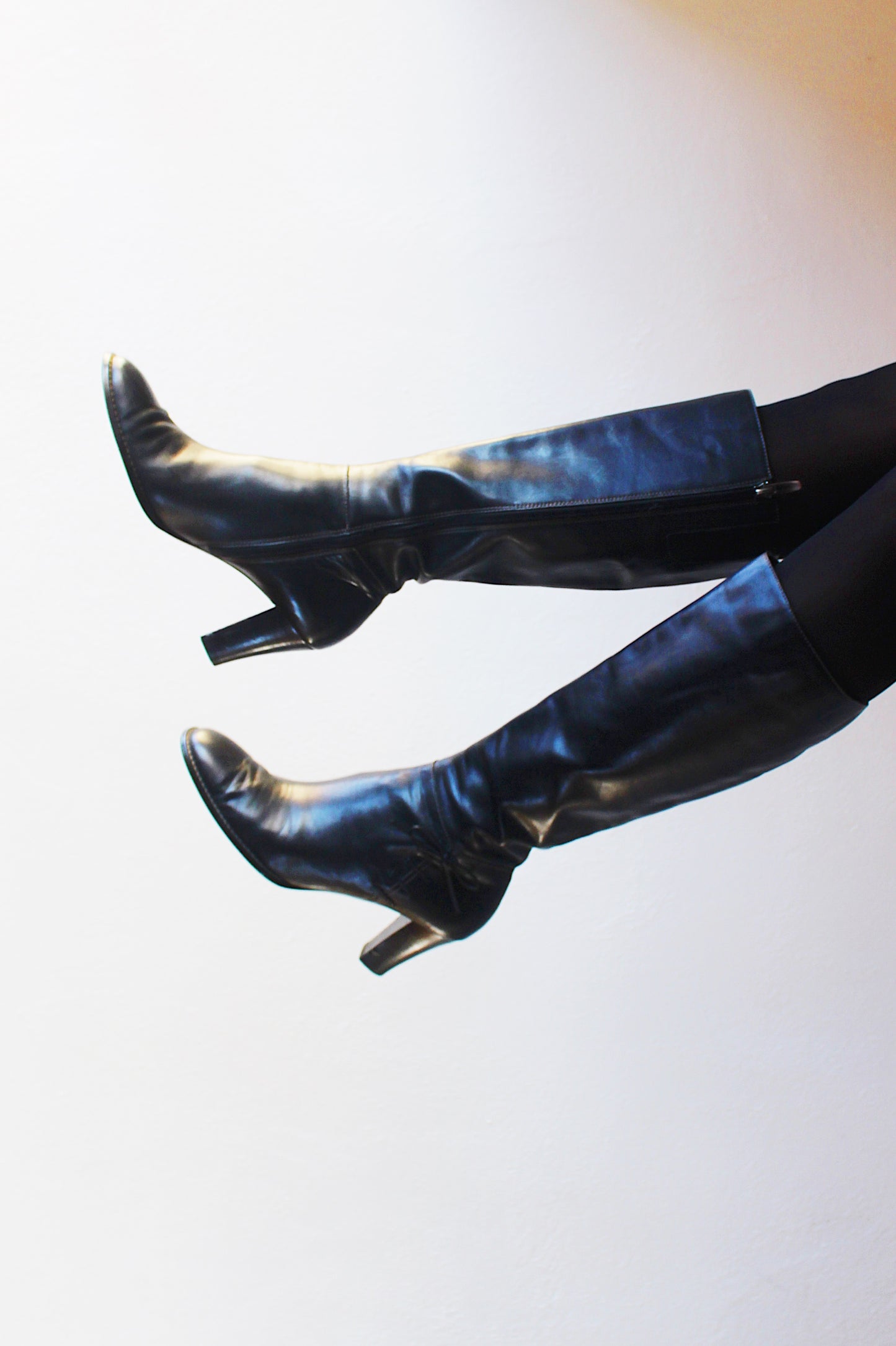 Vintage Y2K Leather-Heeled Anne Klein Boots - Calf-Length Librarian Chic