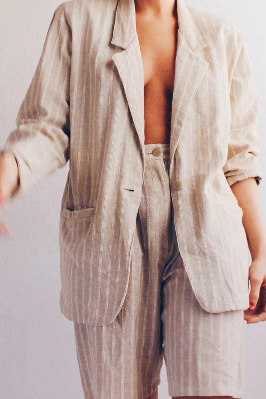 Tan pinstripe 90s suit set / Beige Striped Shorts Suit / 1980s yuppie Business Blazer Set