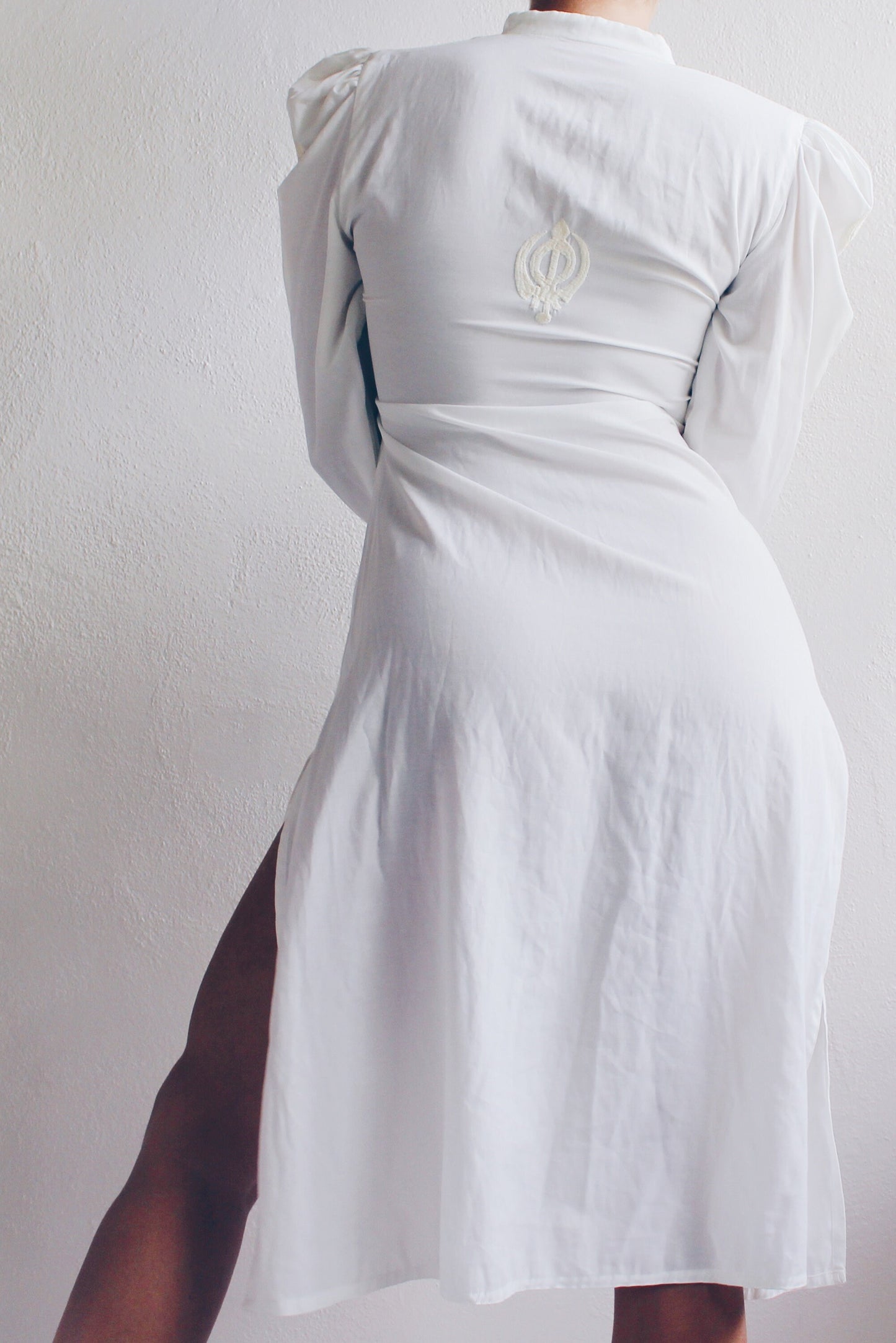 White Vintage Cotton Long Sleeve Nightgown - American Gothic Edwardian Style | Knee-Length with Floral Embroidery & Pleated Shoulders