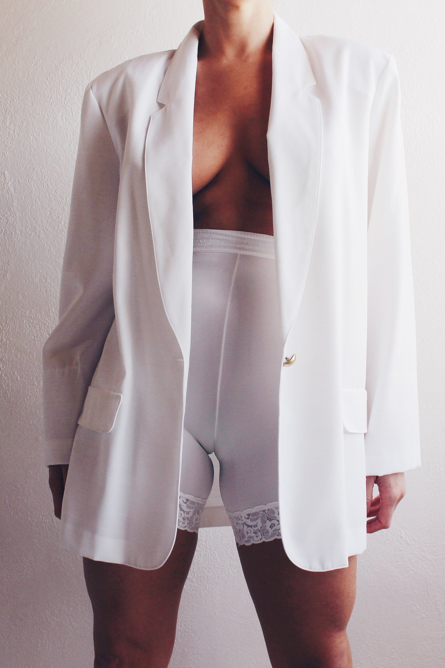 1980s White Oversized Blazer Jacket / White Linen Minimalist Blazer/ Yuppiecore Business Casual Coat