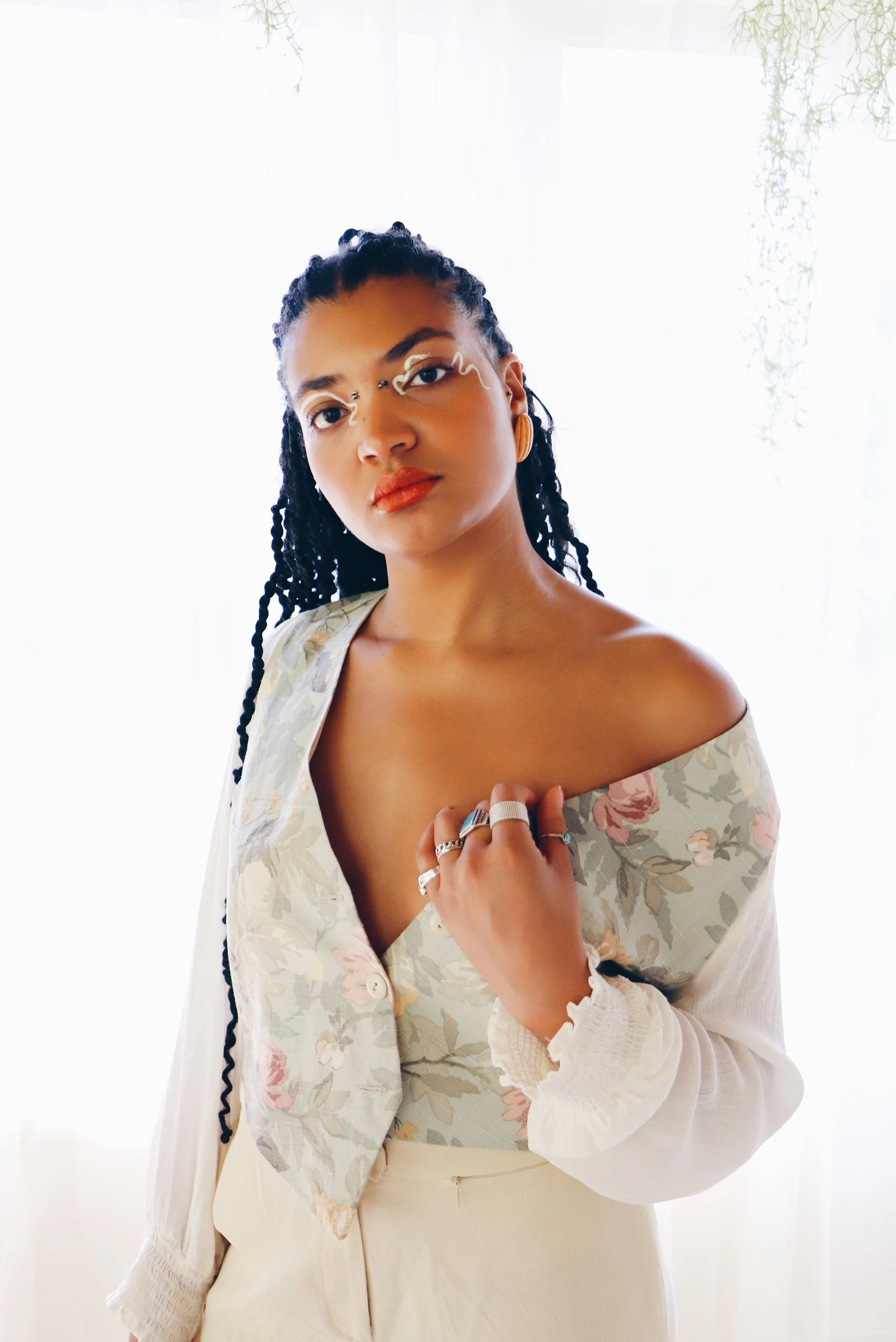 Upcycled Floral Vest Shirt with Cream Peasant Sleeves - Cottagecore Style | Inspired by Jennifer Connelly in The Labyrinth