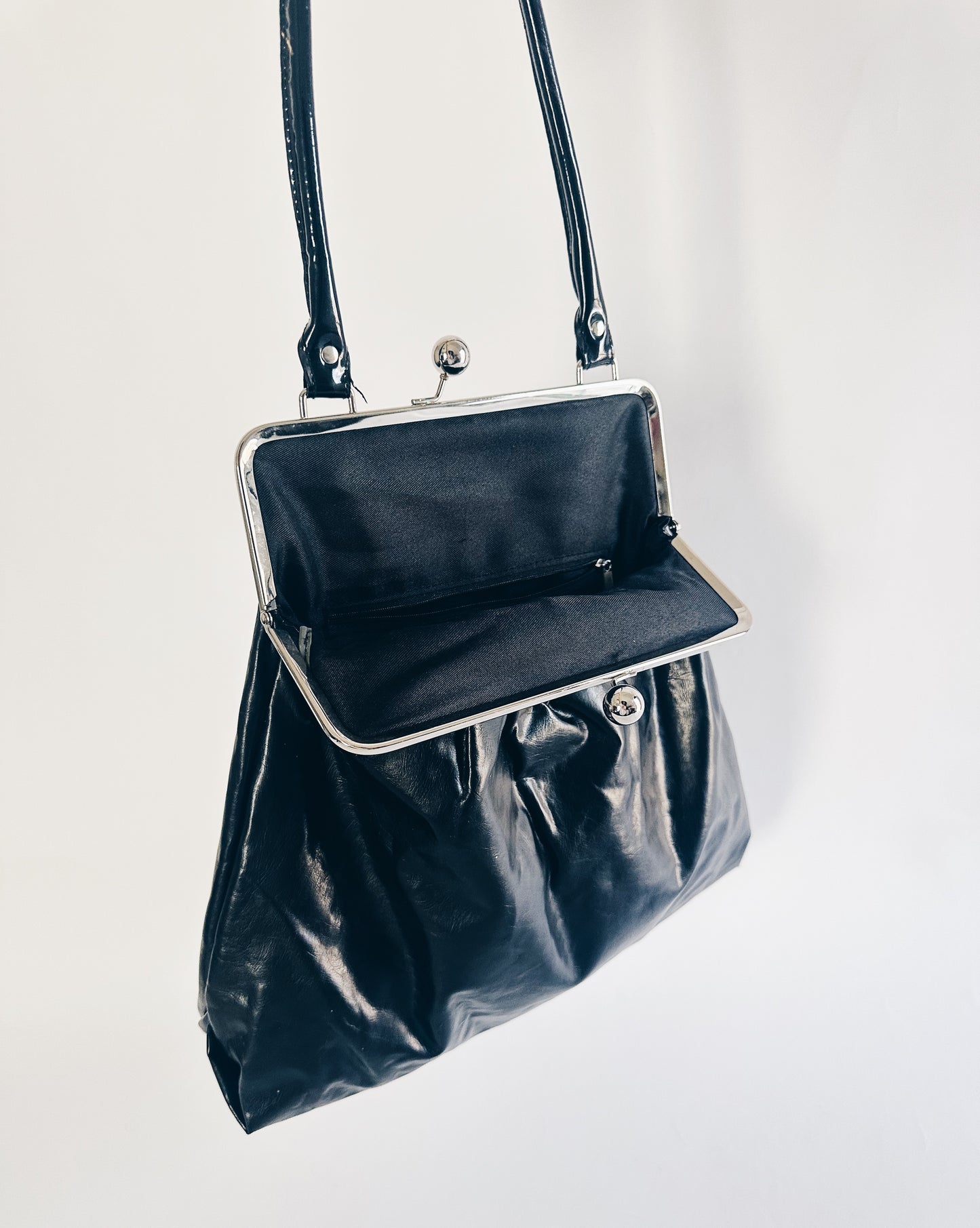 Black Giant Faux Leather Coin Purse Handbag with Silver Clasp – Bold Statement Piece
