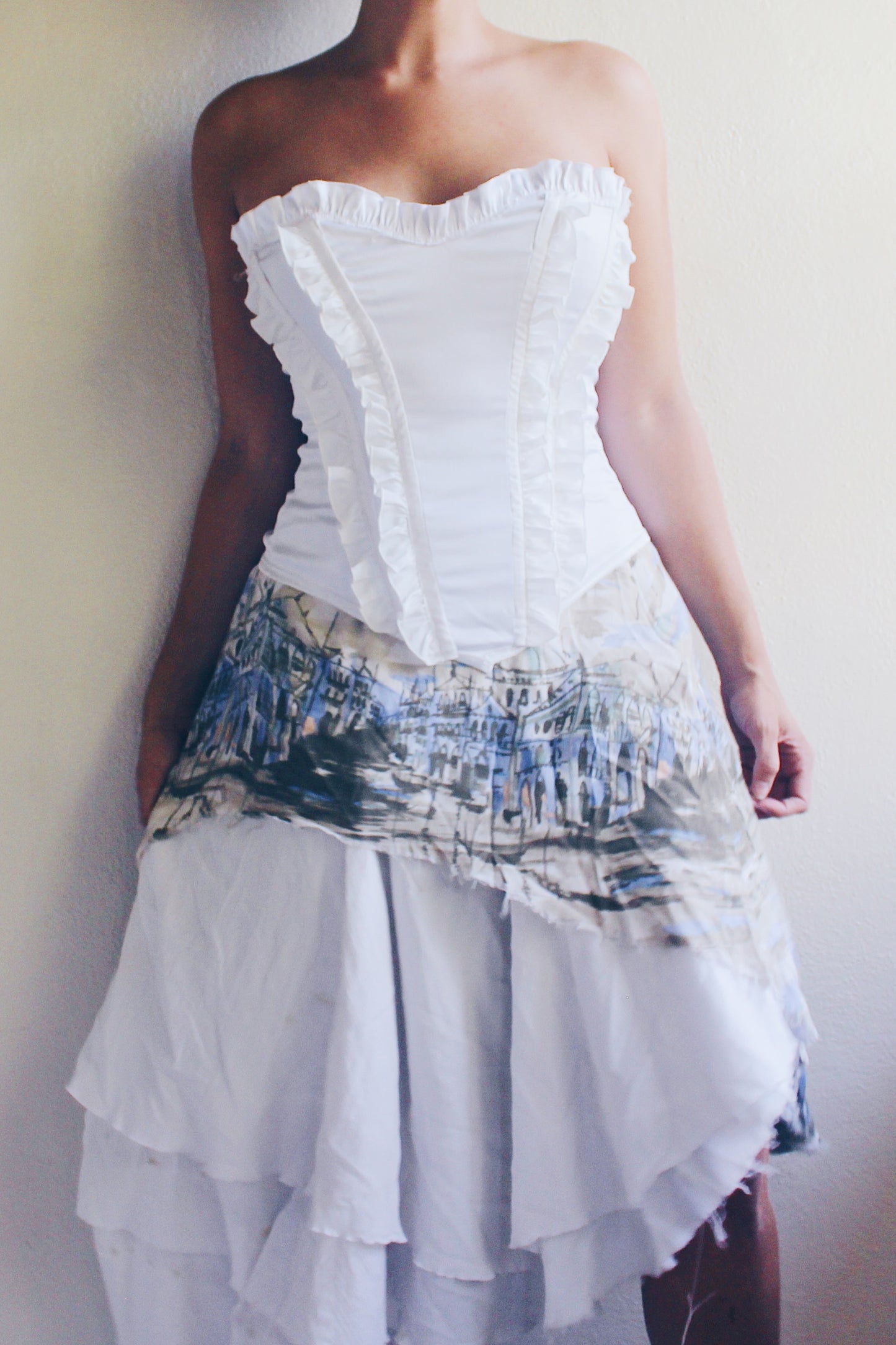 white boned ruffle corset / hourglass elastic lined cottagecore bustier / vintage lingerie