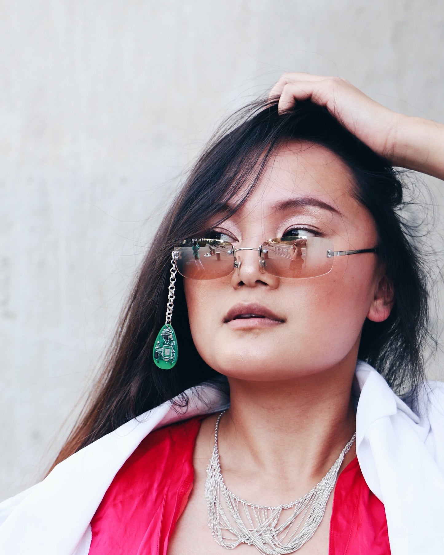 Y2K Matrix Cyberpunk Sunglasses - Vintage Rimless Shades with Teardrop Circuit Board Charm