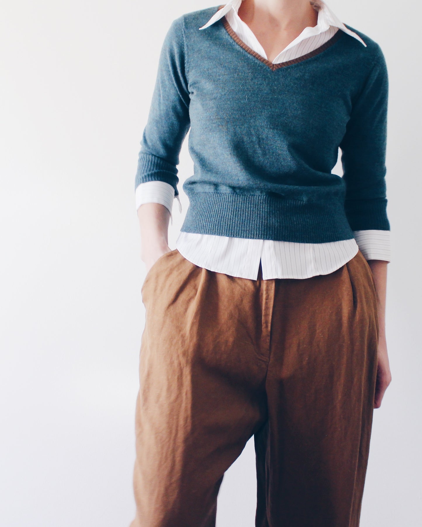 Vintage 100% Italian Merino Wool Sweater – Teal Blue Minimalist Academic Layering Pullover