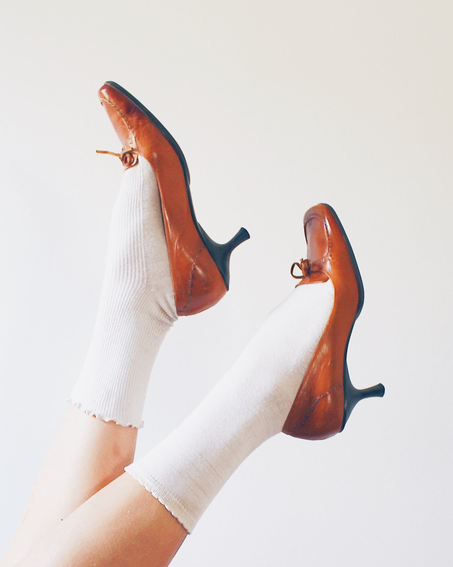 Vintage Enzo Angiolini Tan Leather Square‑Toe Kitten Heels – Academic Bookish Office Chic