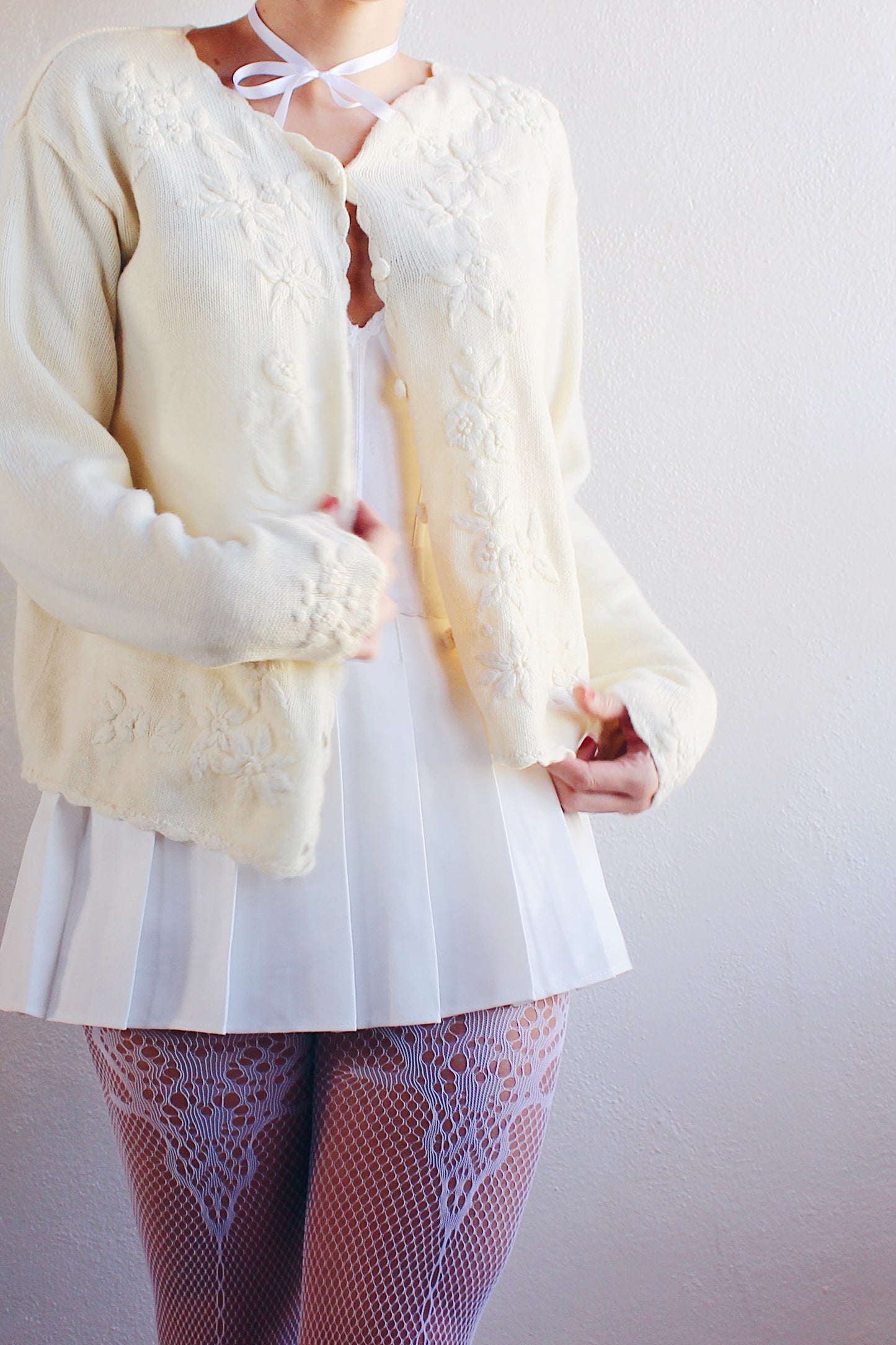 Vintage Cream Knit Floral Coquette Cardigan | 1980s Retro Flower Sweater | Cozy Kawaii Chic