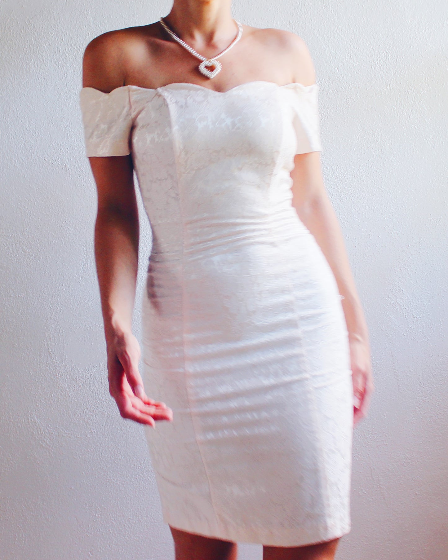 Vintage 1980s Pearl Pink Off-Shoulder Bodycon Dress – Coquette Girly Party Look | Romantic Occasionwear