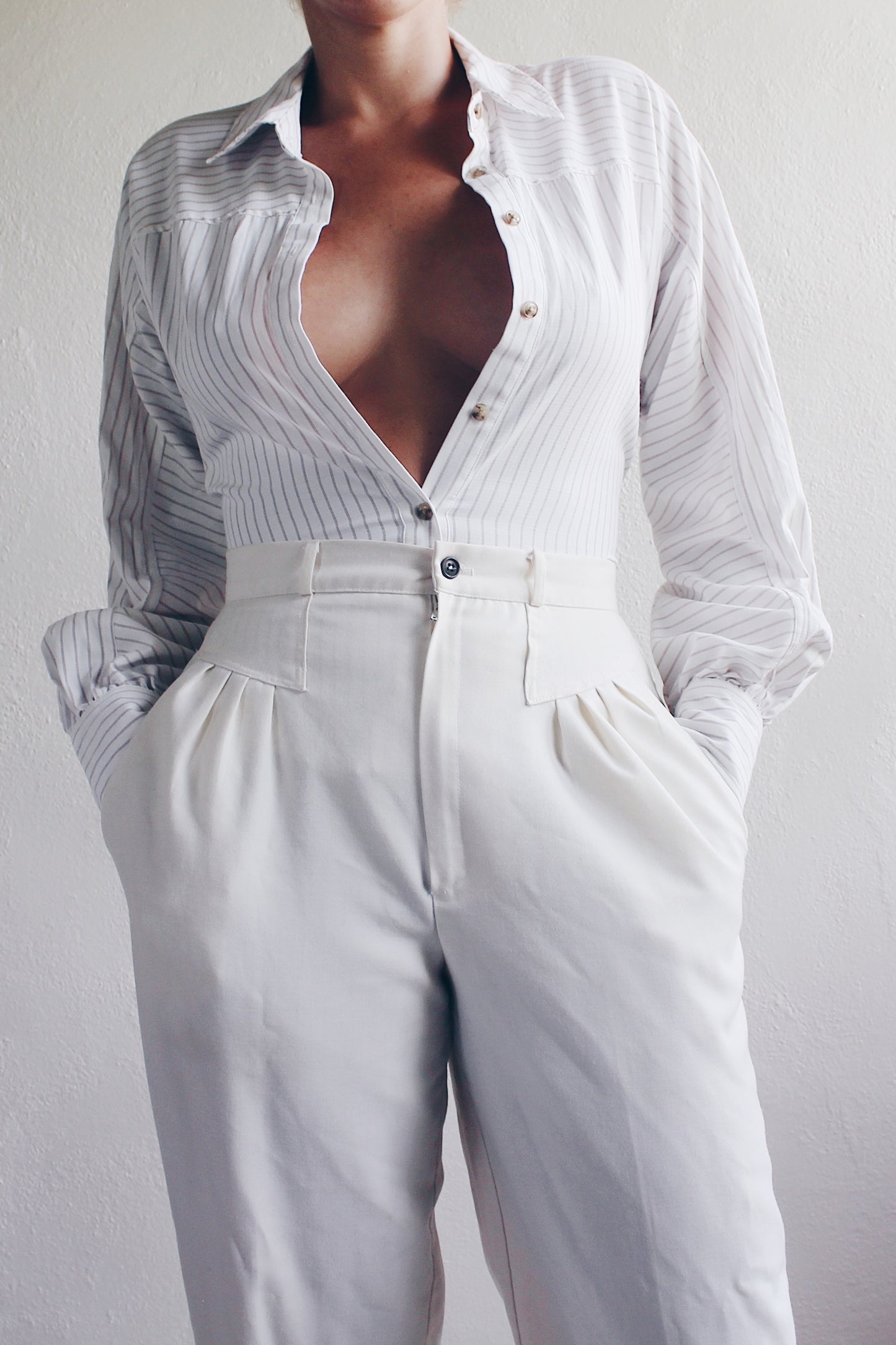 White striped shirt / minimalist cotton pinstripe blouse