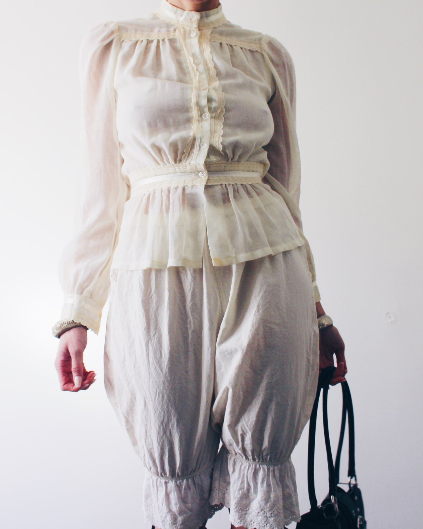 Vintage Gunne Sax Peplum Blouse – Cream Lace Boho Top 100% Cotton Prairie Cottagecore